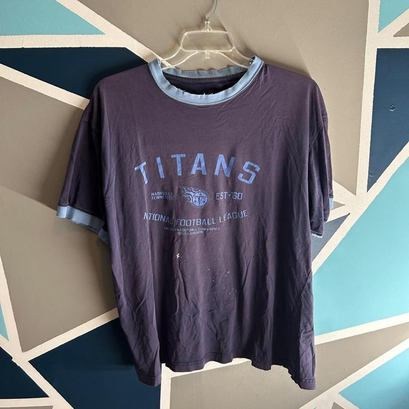 Nfl Men’s Navy and Blue T-shirt