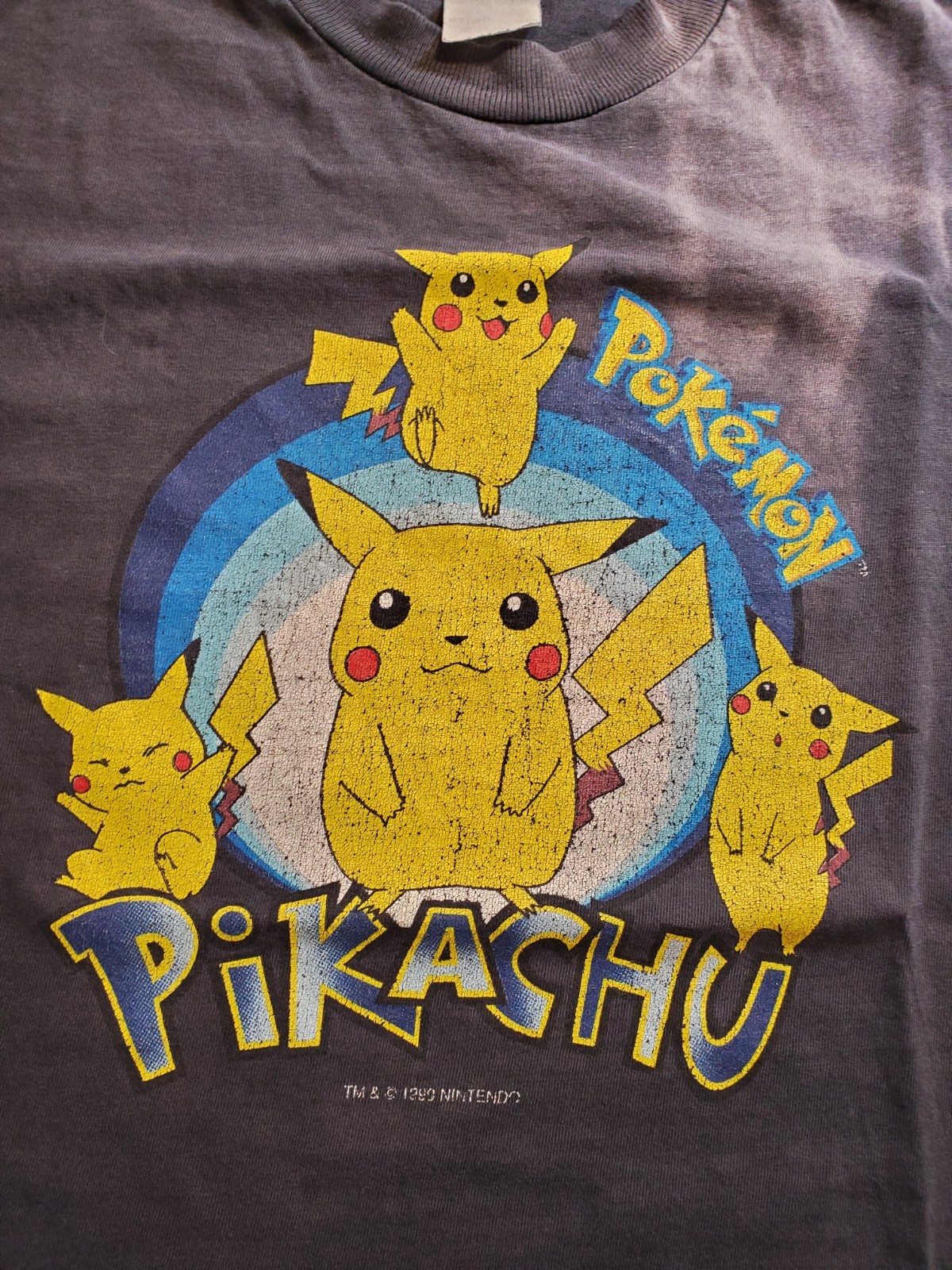 Vintage 1999 Pokemon Pikachu Nintendo T-Shirt XS Black Faded Distressed Nice!