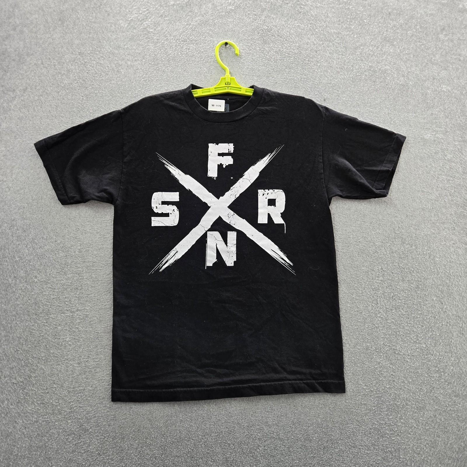 WWE Men Shirt M Black Graphic Logo Seth Freakin Rollins