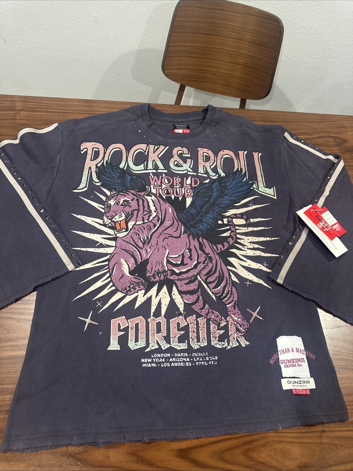 Men’s 2XL Gunzinii Thermal Longsleeve Hardware Shirt Rock N Roll World Tour NWT