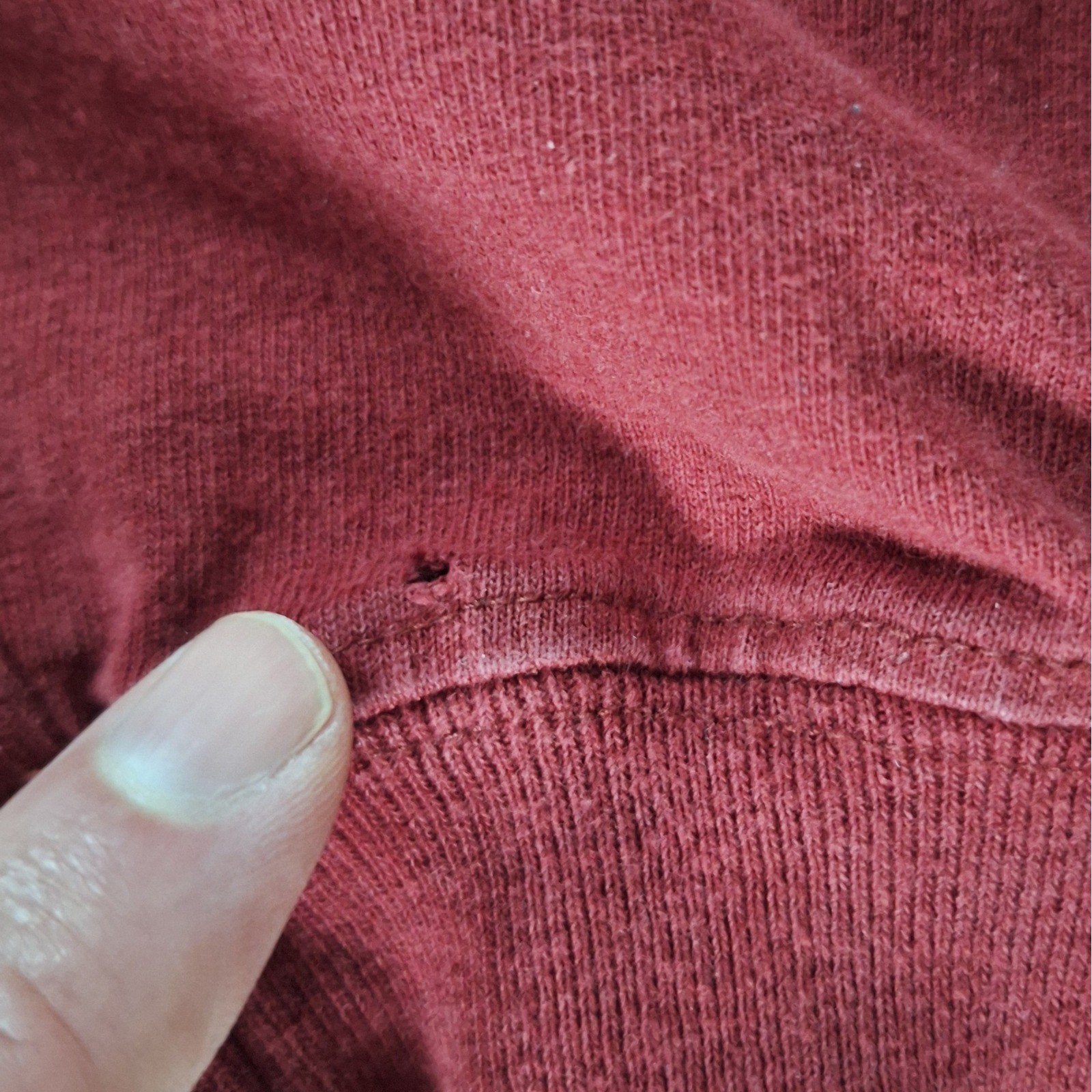 Carhartt Mens Long Sleeve Pocket T-Shirt Maroon Burgundy Original Fit Size M
