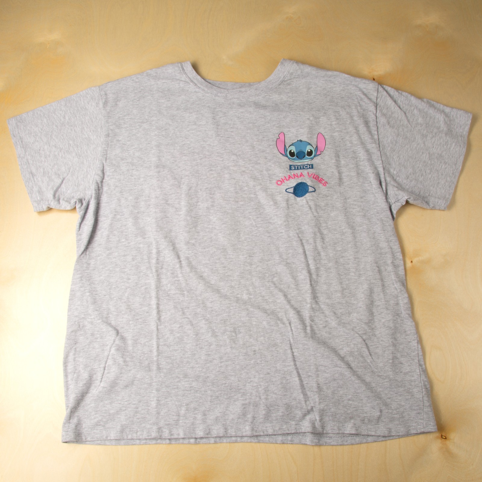 Stitch “Ohana Vibes” Embroidered T-Shirt – Disney (XXL/2XL) Lilo Graphic Tee