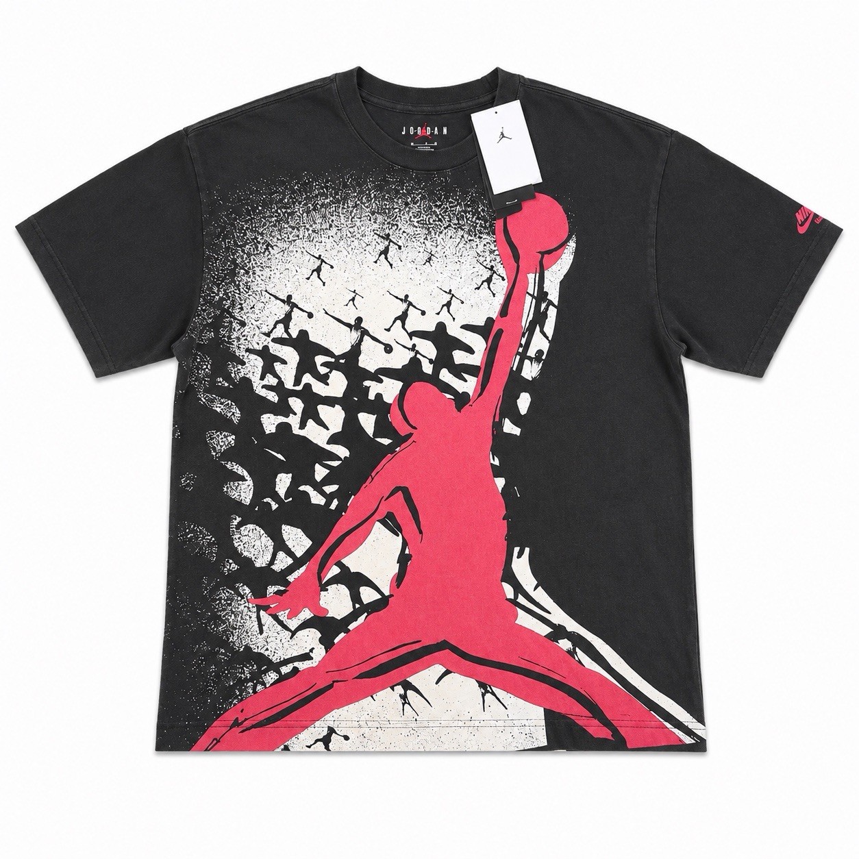 Air Jordan Oversized Reissue T-Shirt – Mens Size Medium – (HQ8982-010)