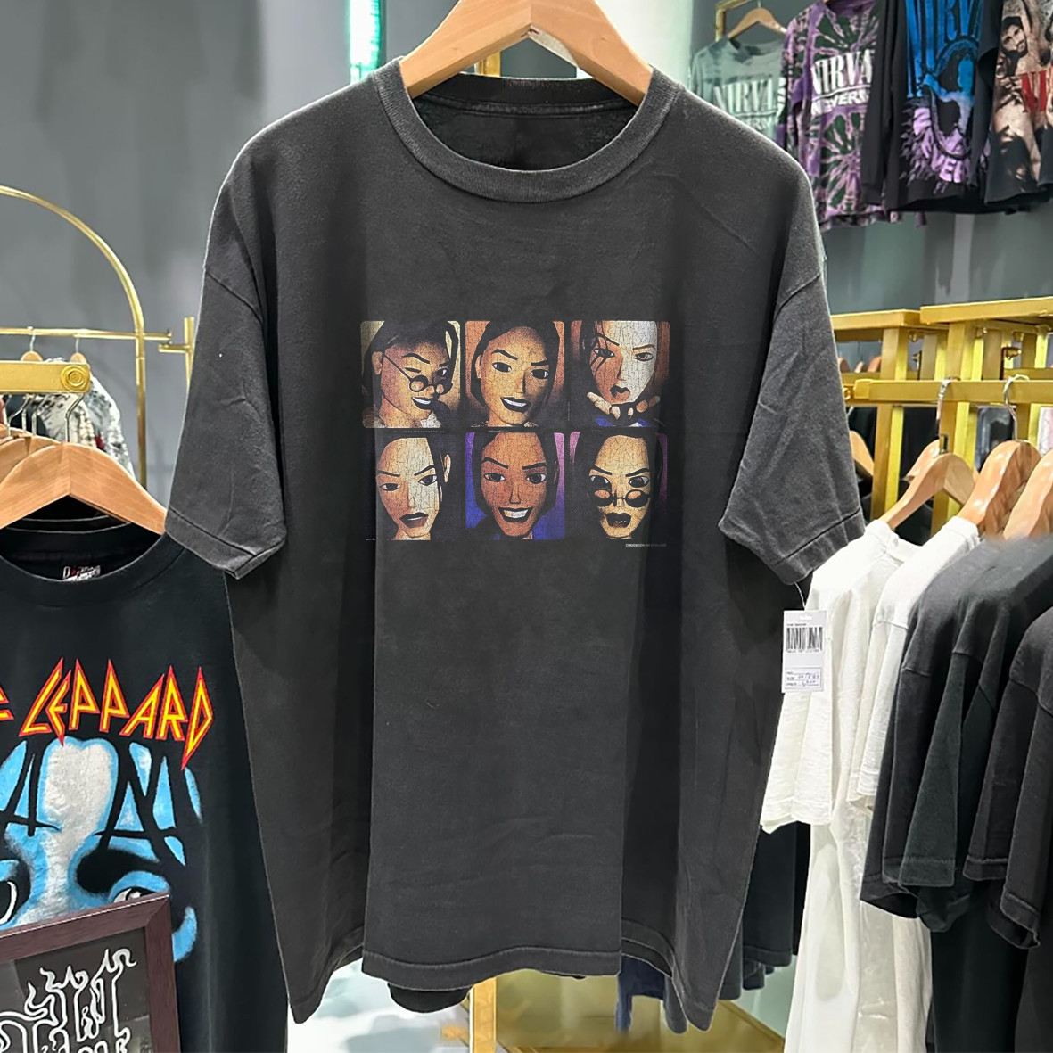 2001 Tomb Raider Lara Croft – Aged T-Shirt Black L