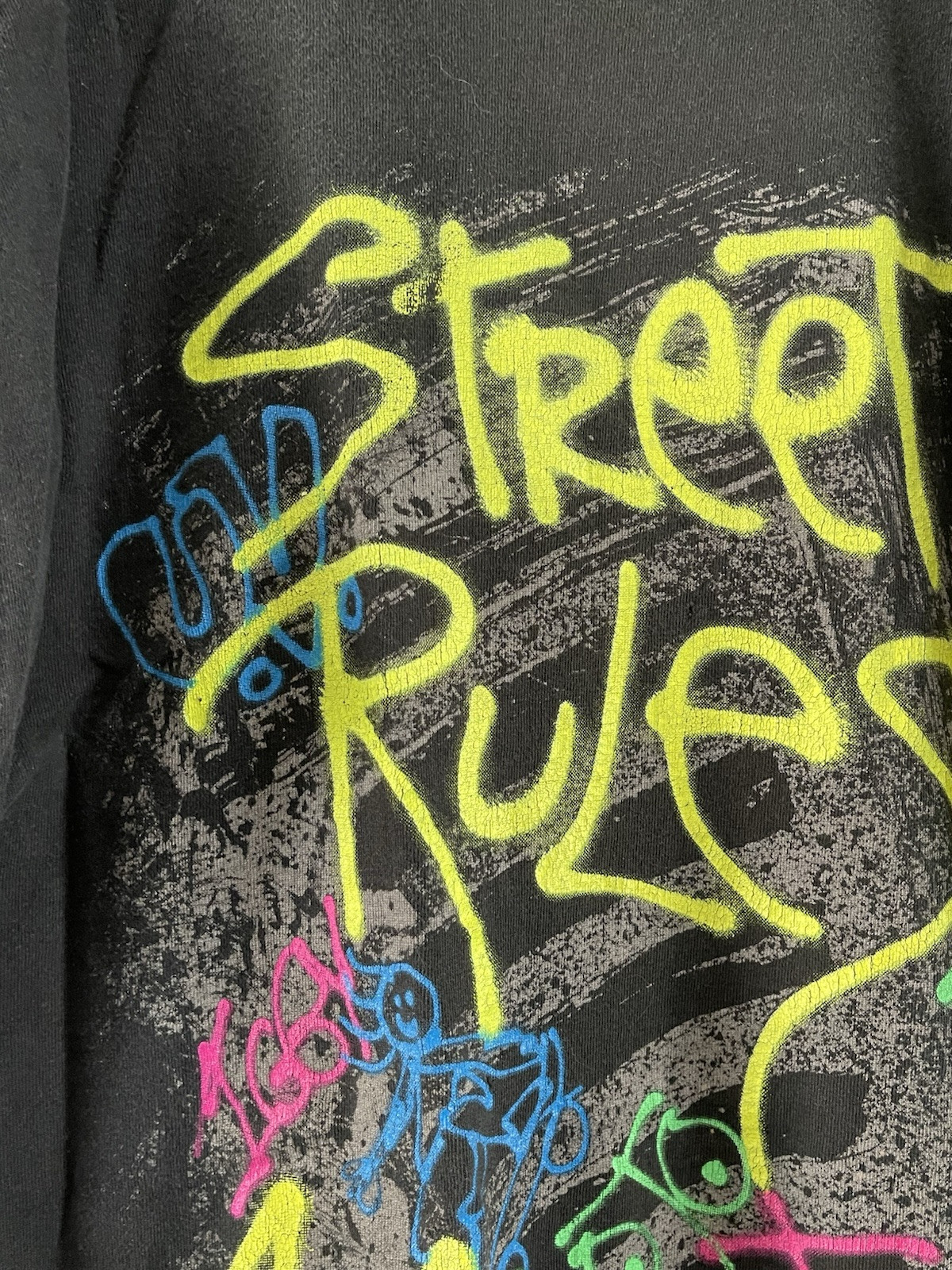 Vtg Graffiti Black Tee Shirt Men’s Size XL Tag Made In USA Fruit Of The Loom