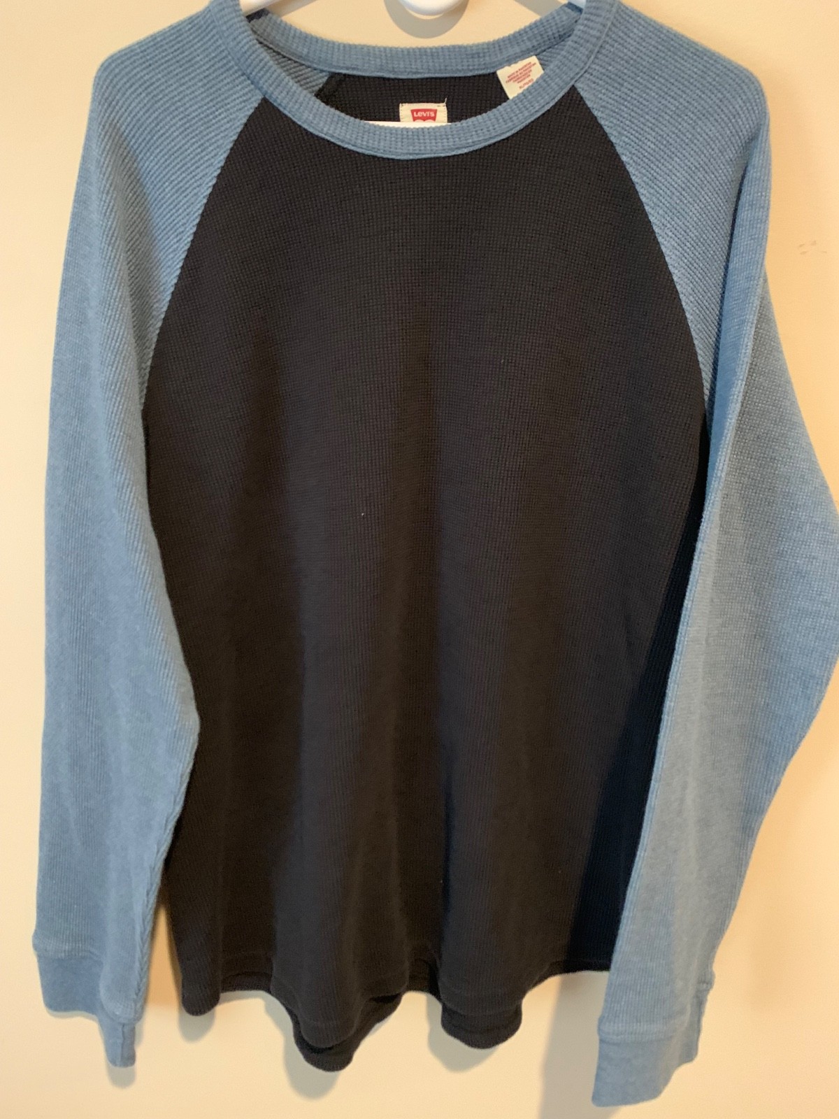 Levi’s Men’s L/S Relaxed Thermal T-Shirt in Blue Size XL MSRP $44.50