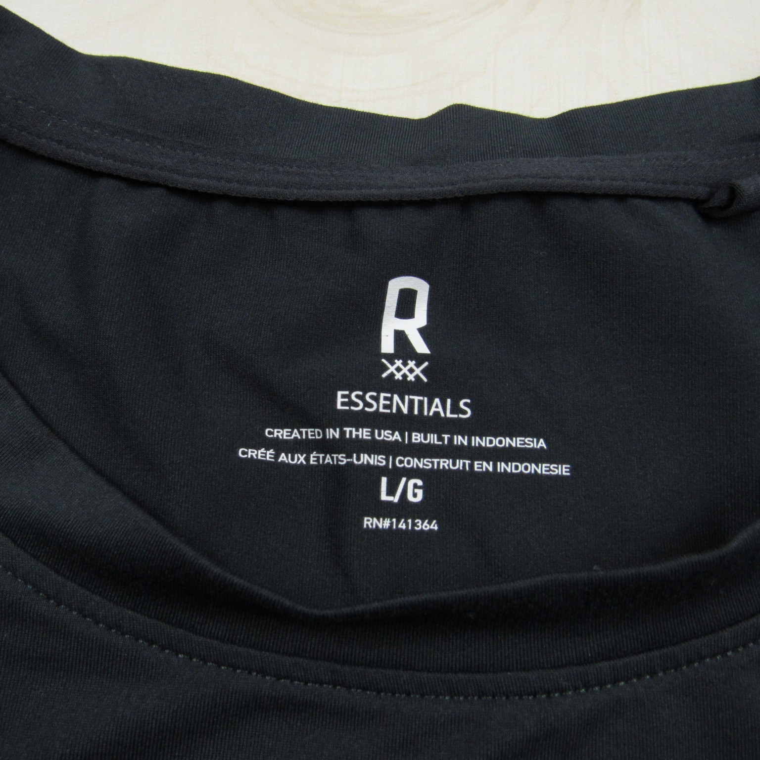 Rhone Shirt Mens Large Black Essentials Tech Performance Stretch Gym Training