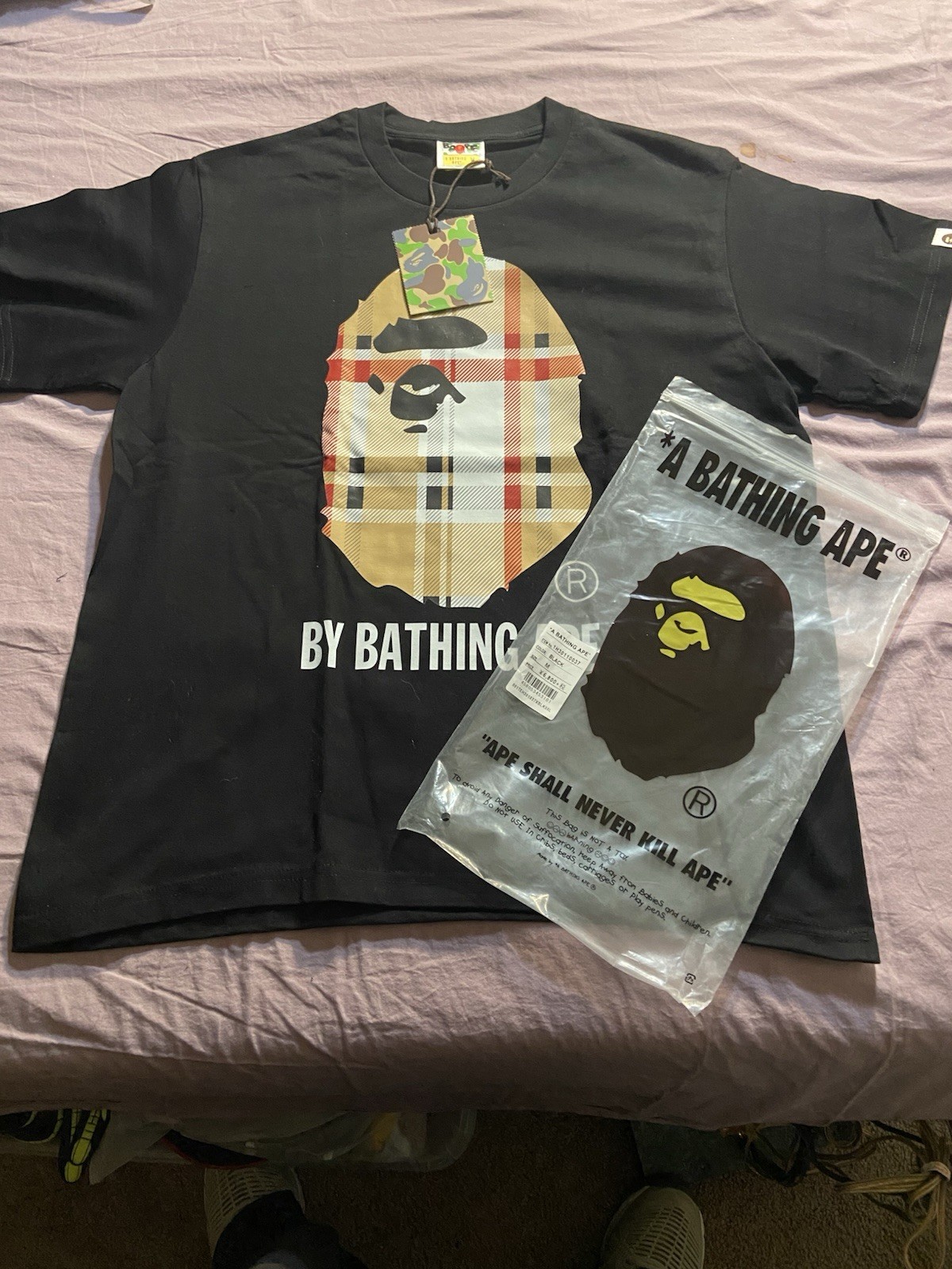 A Bathing Ape Black Men’s M Crew Neck T-Shirt