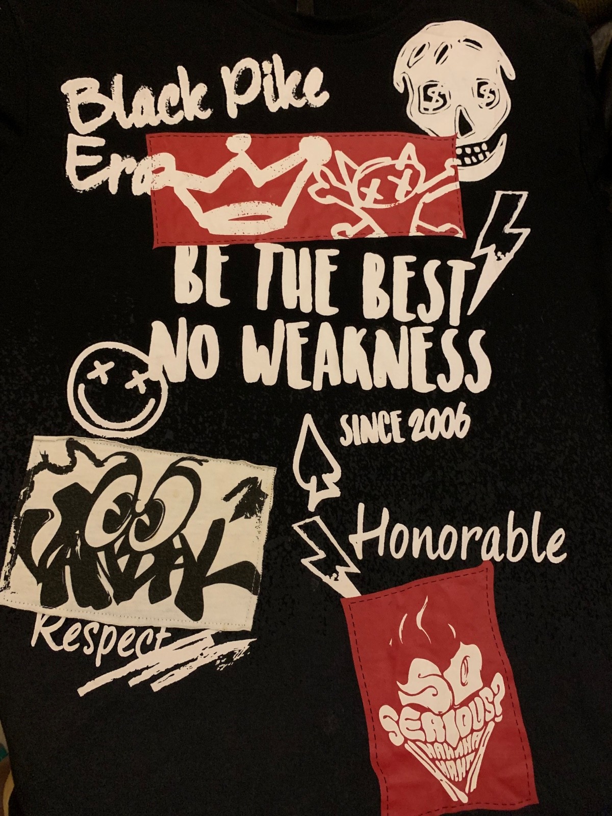 Black Pike men’s all seasons T shirt graphic printed black red white M cott blen