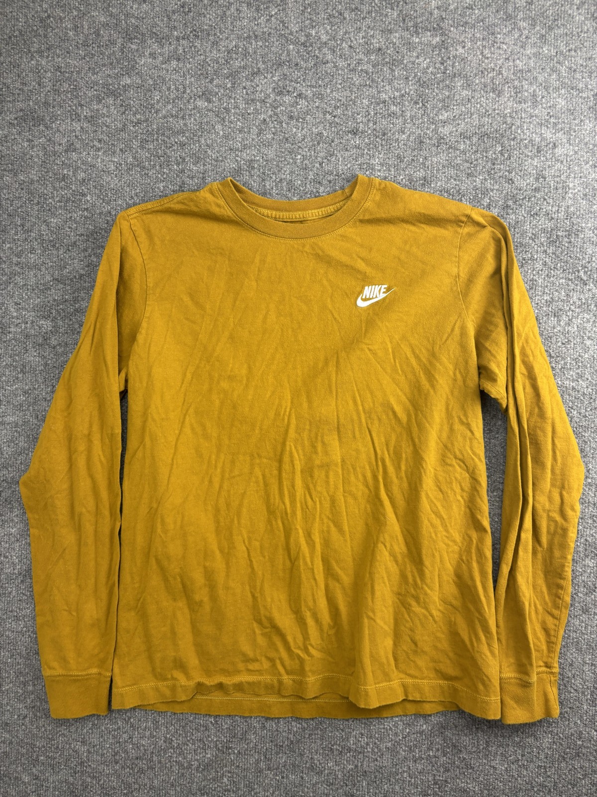 Nike Shirt Mens Medium Gold The Nike Tee Long Sleeve Swoosh Logo Crewneck