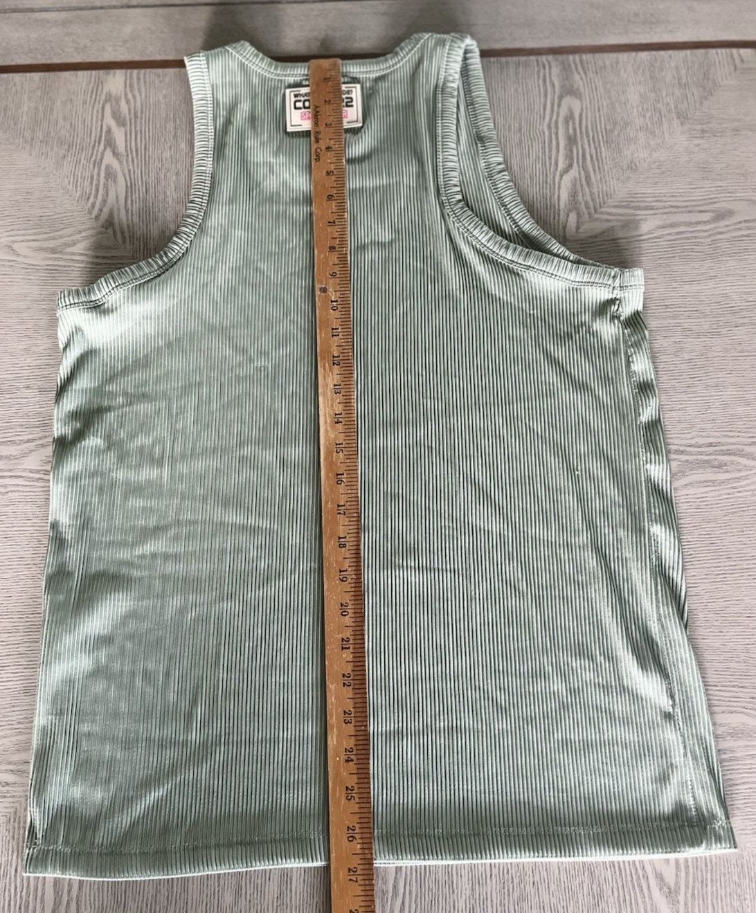 Code 22 Sexy Sage Green Ribbed Stretch Top Size L