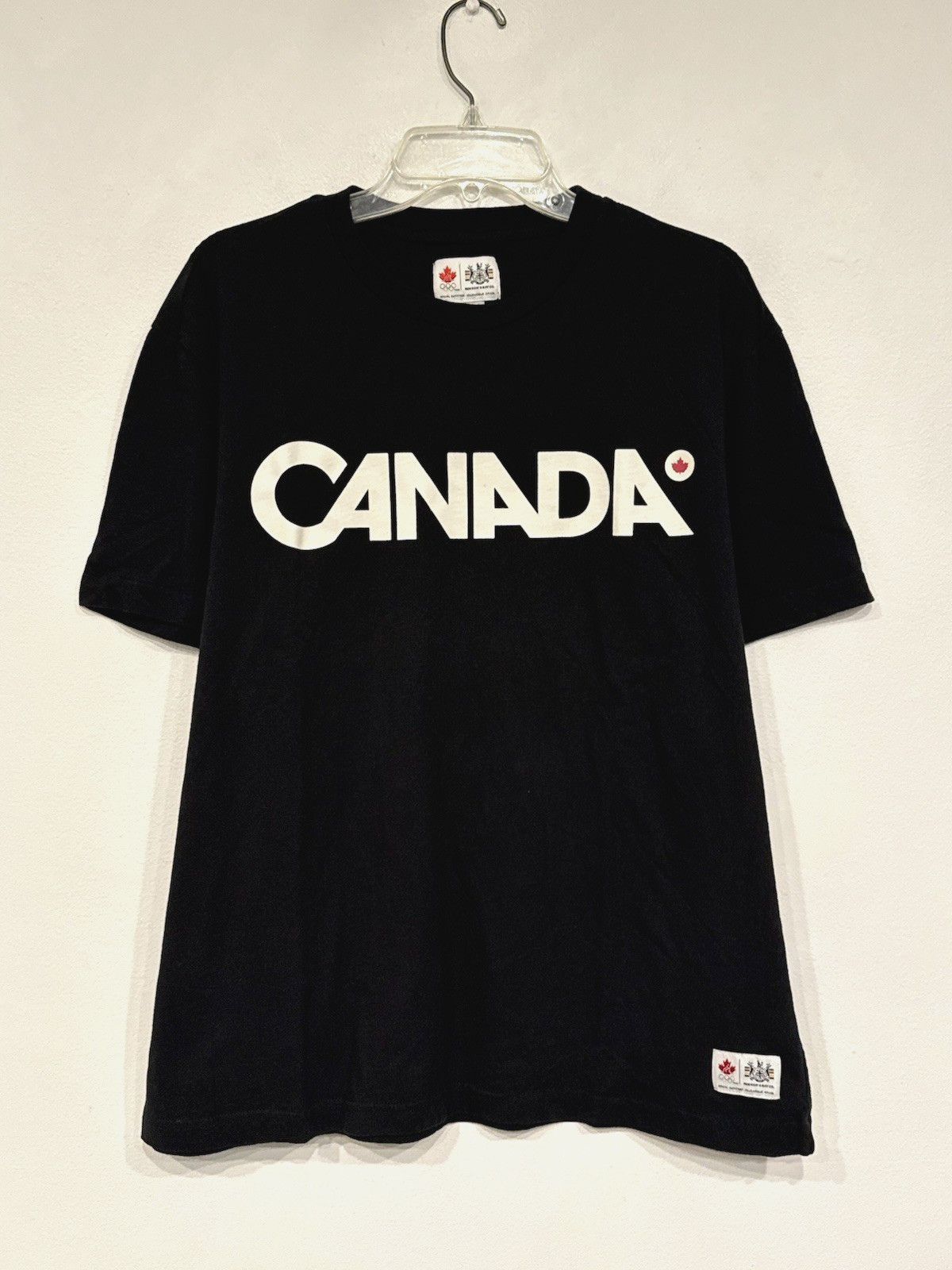 Vintage Hudson’s Bay Co ‘Canada’ Winter Olympics Tee Men’s Sz Large Bankrupt HBC