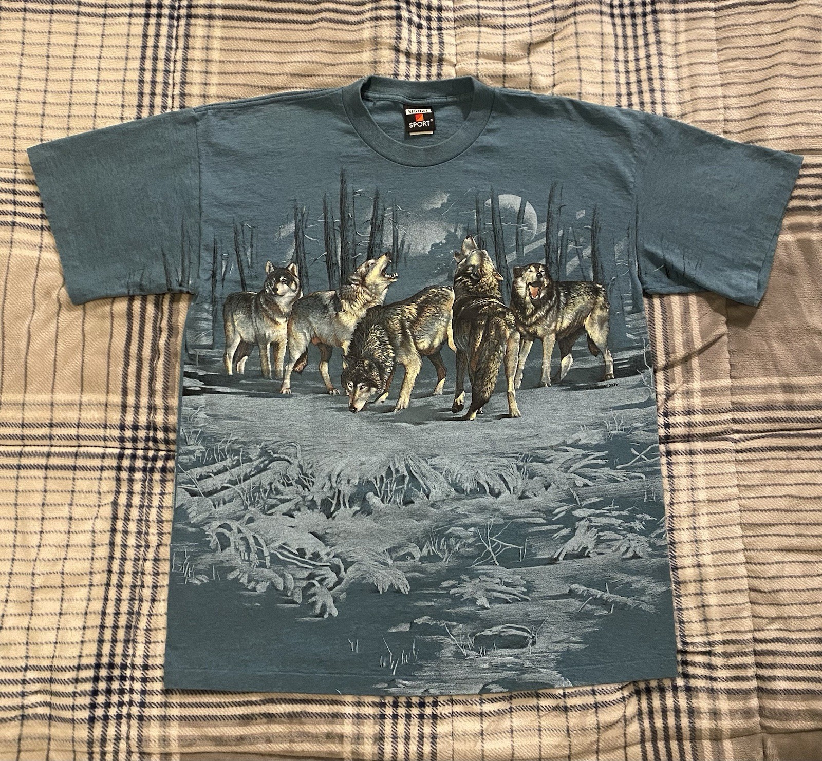 Vintage Signal Sport Single Stitch AOP T Shirt Wolf Pack Wolves Blue Adult XL