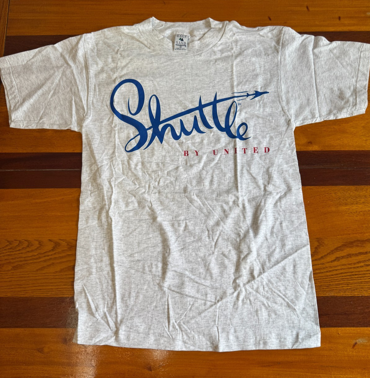 SHUTTLE BY UNITED AILINES GALT & SAND SIZE SMALL- GREY COLOR SHIRT
