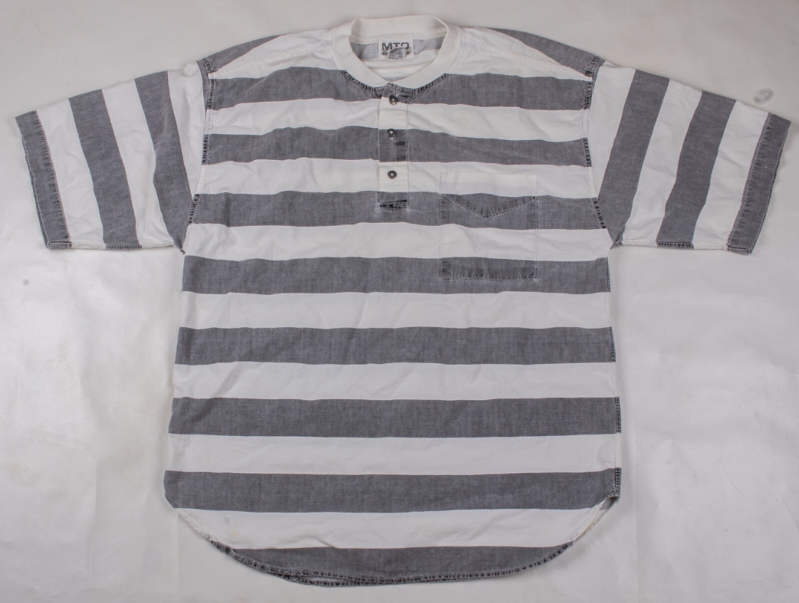 Vintage 1980s MTO International Faded Striped Button Pocket T-Shirt Size L/XL