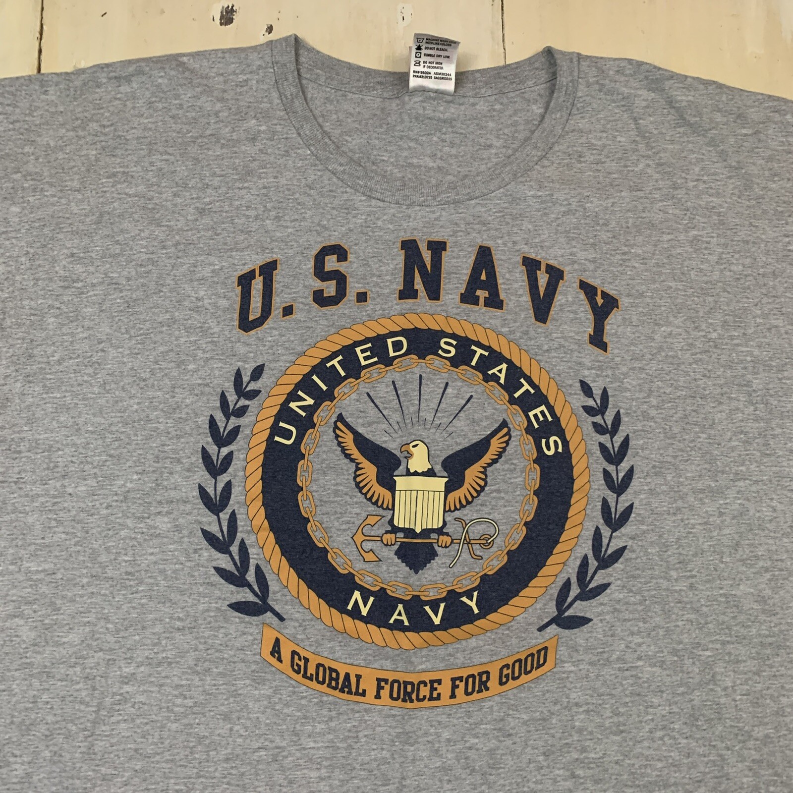 US NAVY – Vtg Gray Global Force For Good Block Letter USN T-shirt, Mens 2XL