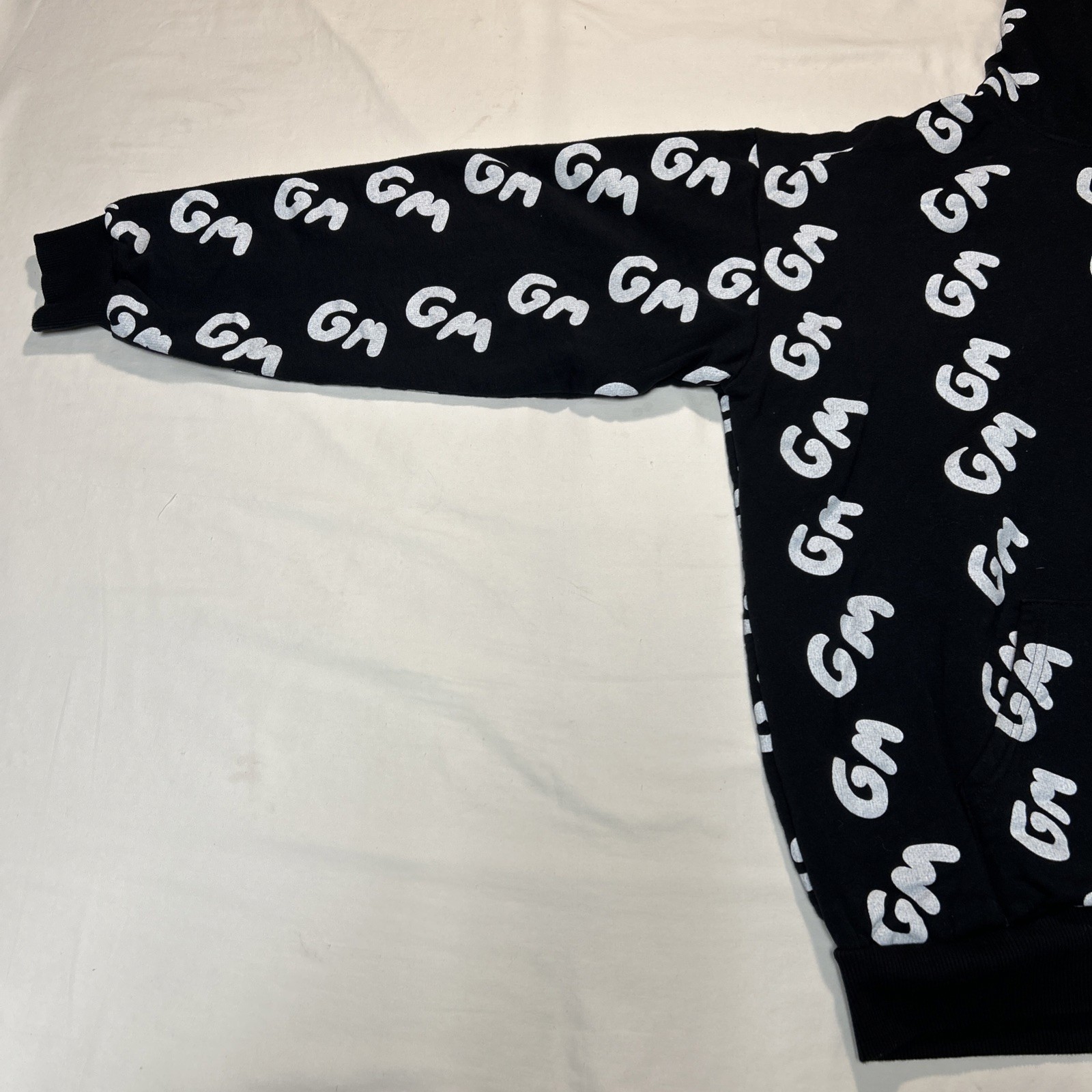 Alien Frens Long-Sleeve & Hoodies XXL Lot Of 4 Gray Black Tan