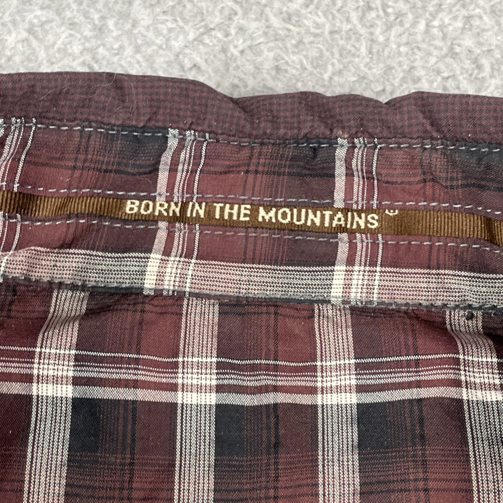 Kuhl Outdoors Button Up Pocket Adventure Shirt Micro Plaid Nylon Medium Maroon