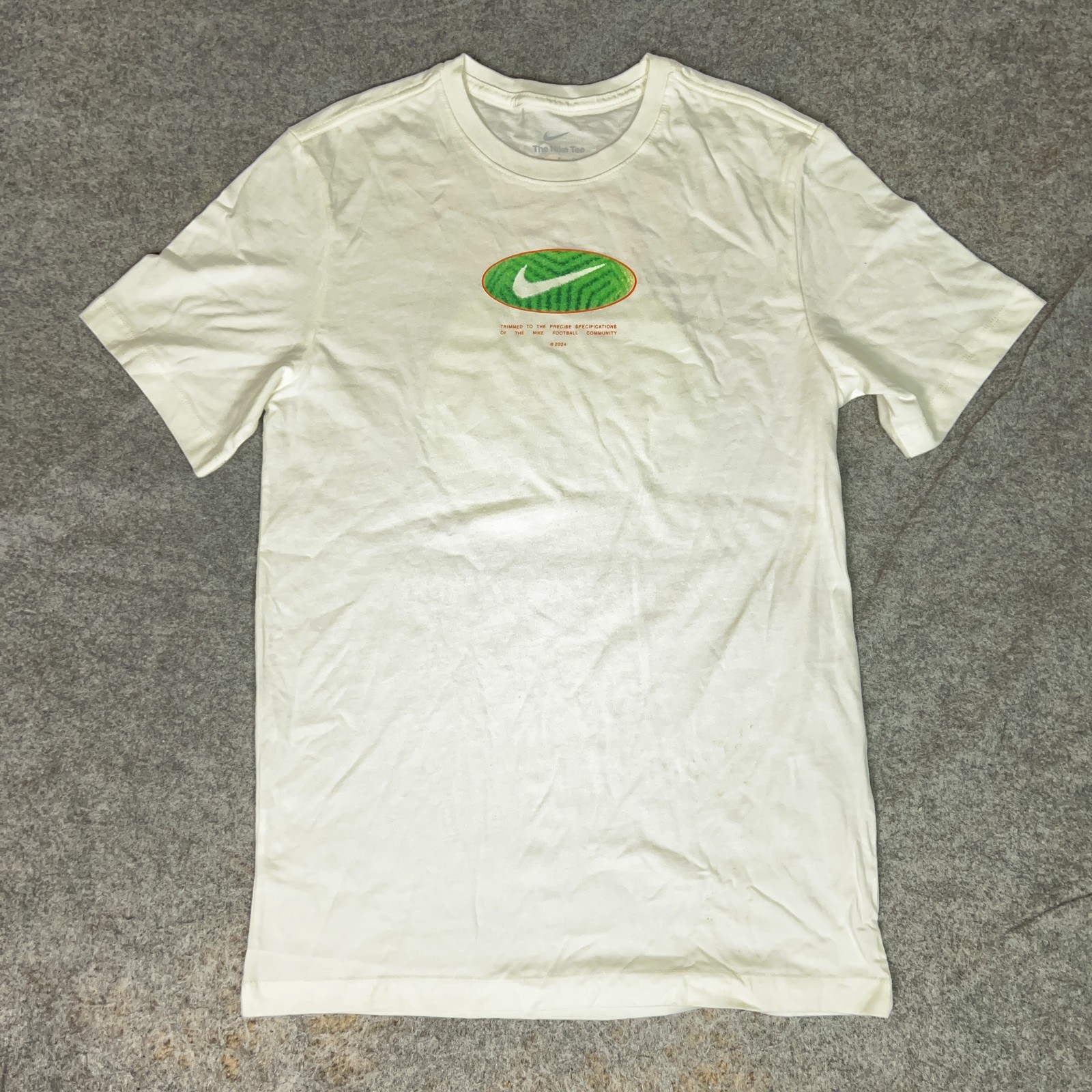 Nike Shirt Mens Small Soccer Football Graphic Tee 2024 Sports Swoosh Casual Tee