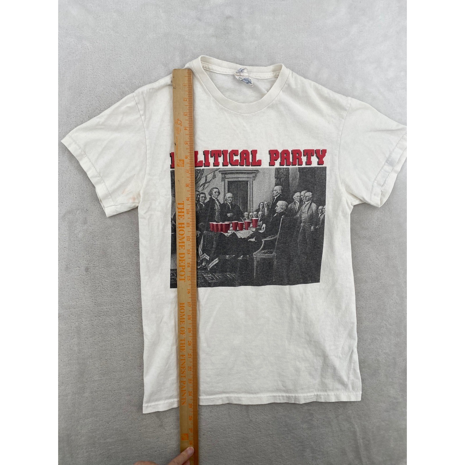 Delta Pro Weight Political Party Shirt Small Cream Beer Pong Founding Fathers