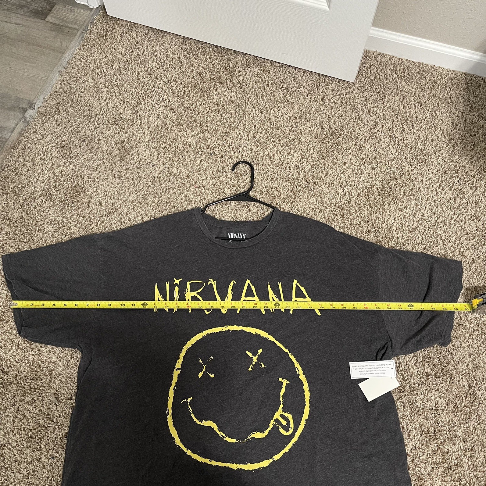 Nirvana Men’s Smiley 1993 Tour Graphic Distress Relax Boxy Tee Size 2XL