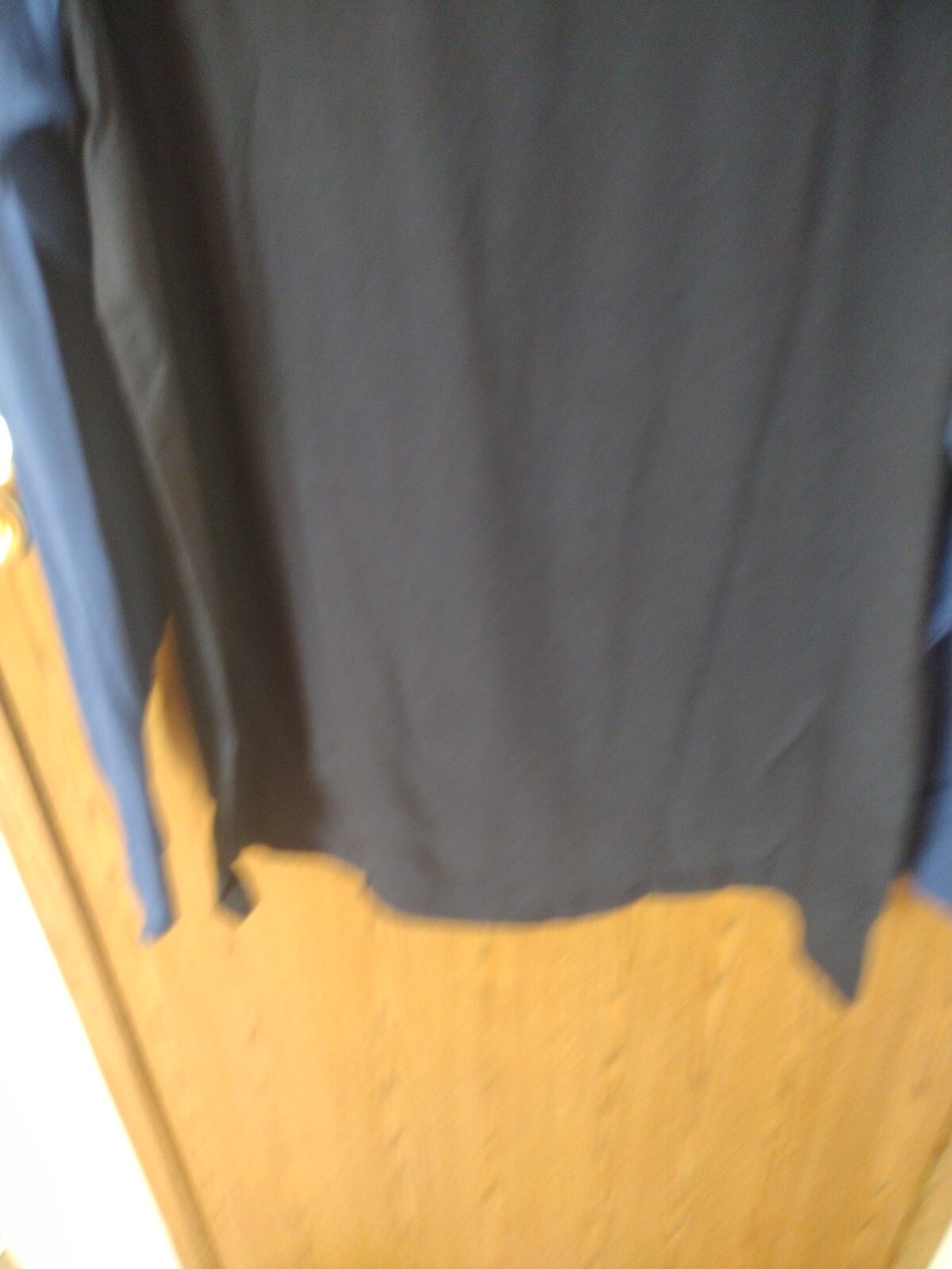 Hethcode New Men’s Blue Athletic Long Sleeve Shirt V Neck Size XL Slim Fit