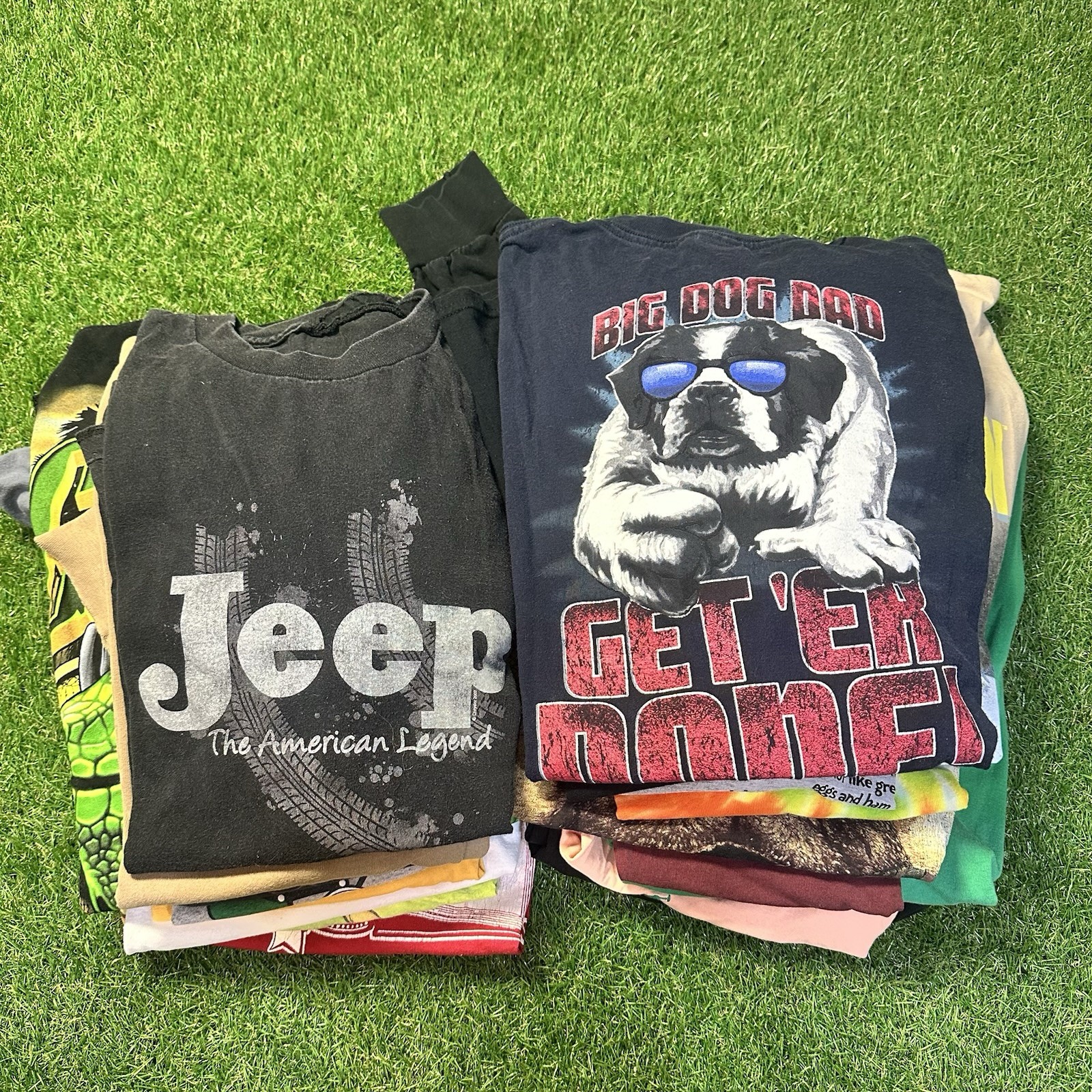 Lot of 20 Modern Graphic T Shirts Mixed Size Wholesale Bulk Reseller Y2K A24