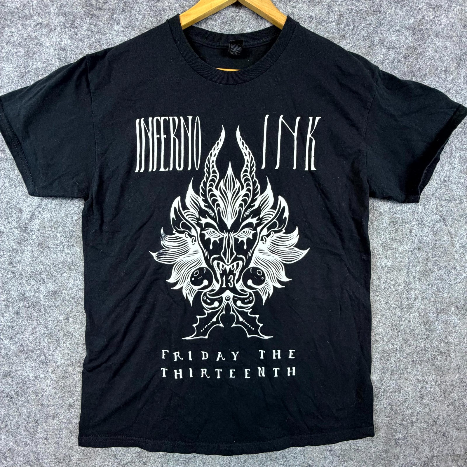 Inferno Ink Friday The 13th Gildan T-Shirt Mens Large Black Heavy Cotton Tattoo