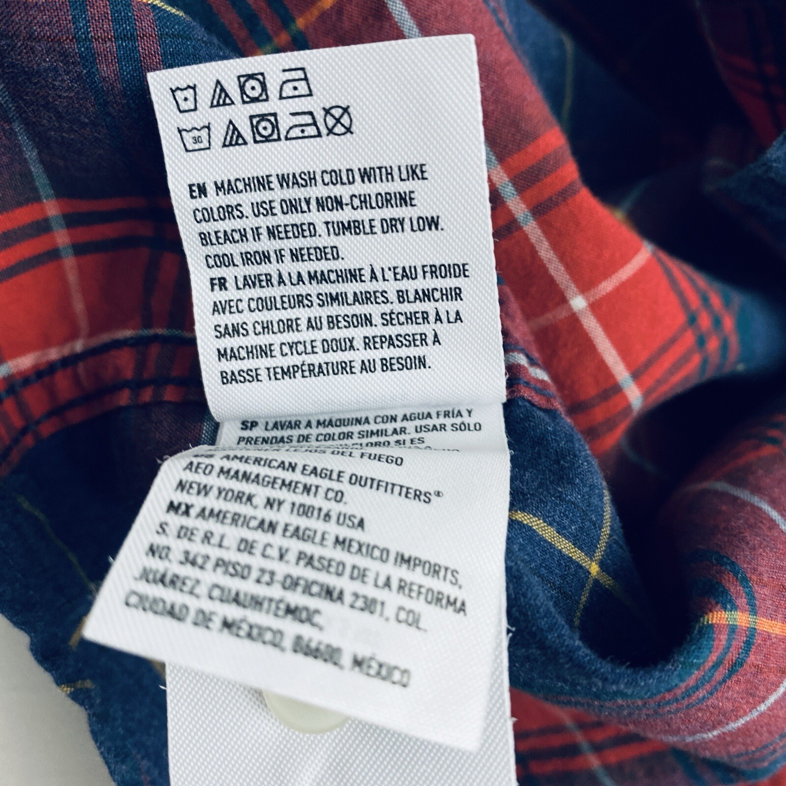 American Eagle Shirt Red Blue Plaid Classic Fit Men Small 100% Cotton Americana