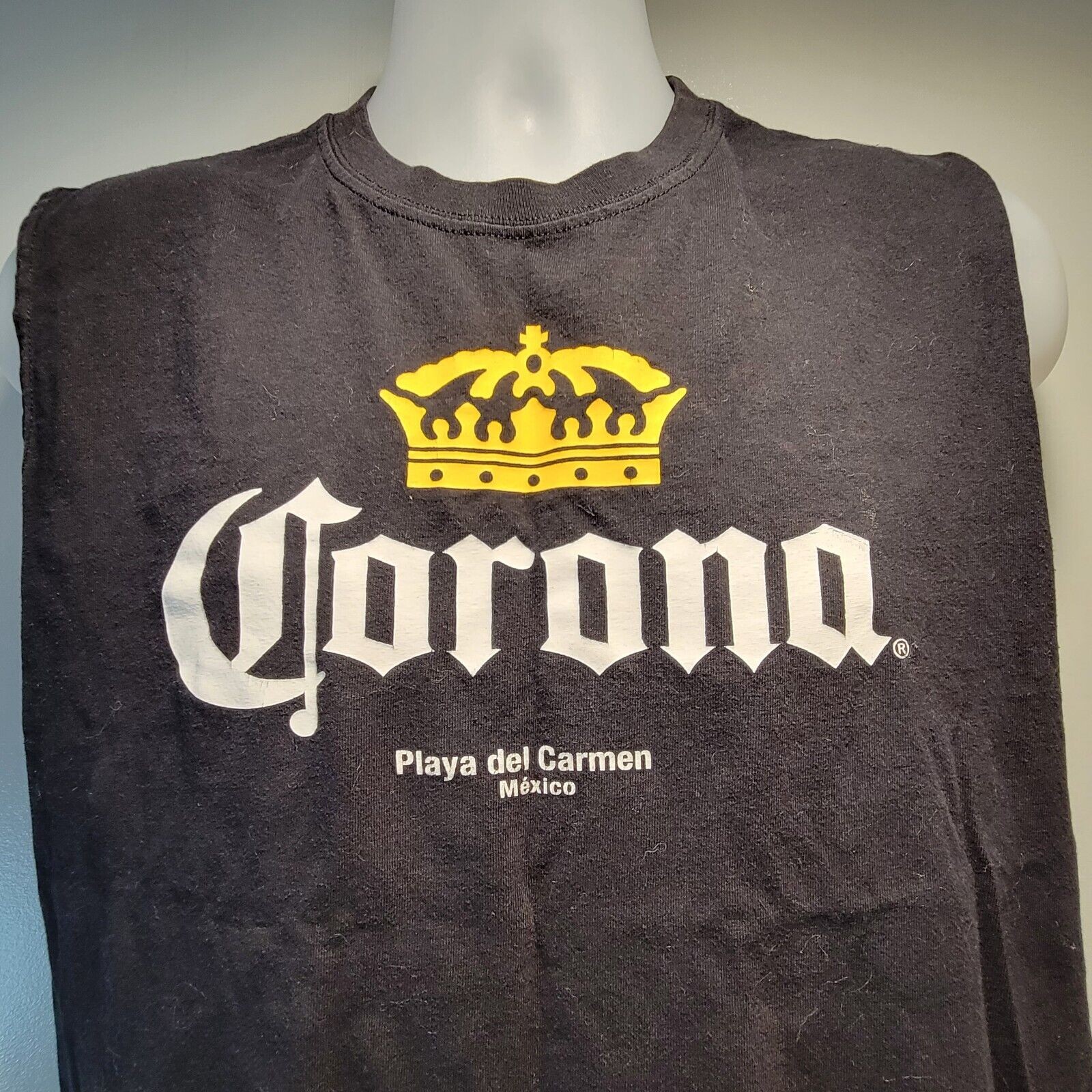 Corona Sleeveless T-Shirt – No Tag – Size: M/L