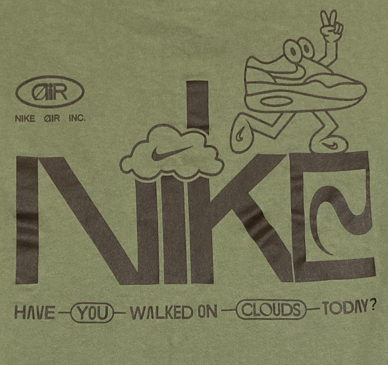 NIKE Inc “aiR Walk on Clouds LS Tee” Men’s Medium T-Shirt AVOCADO FJ1087-386