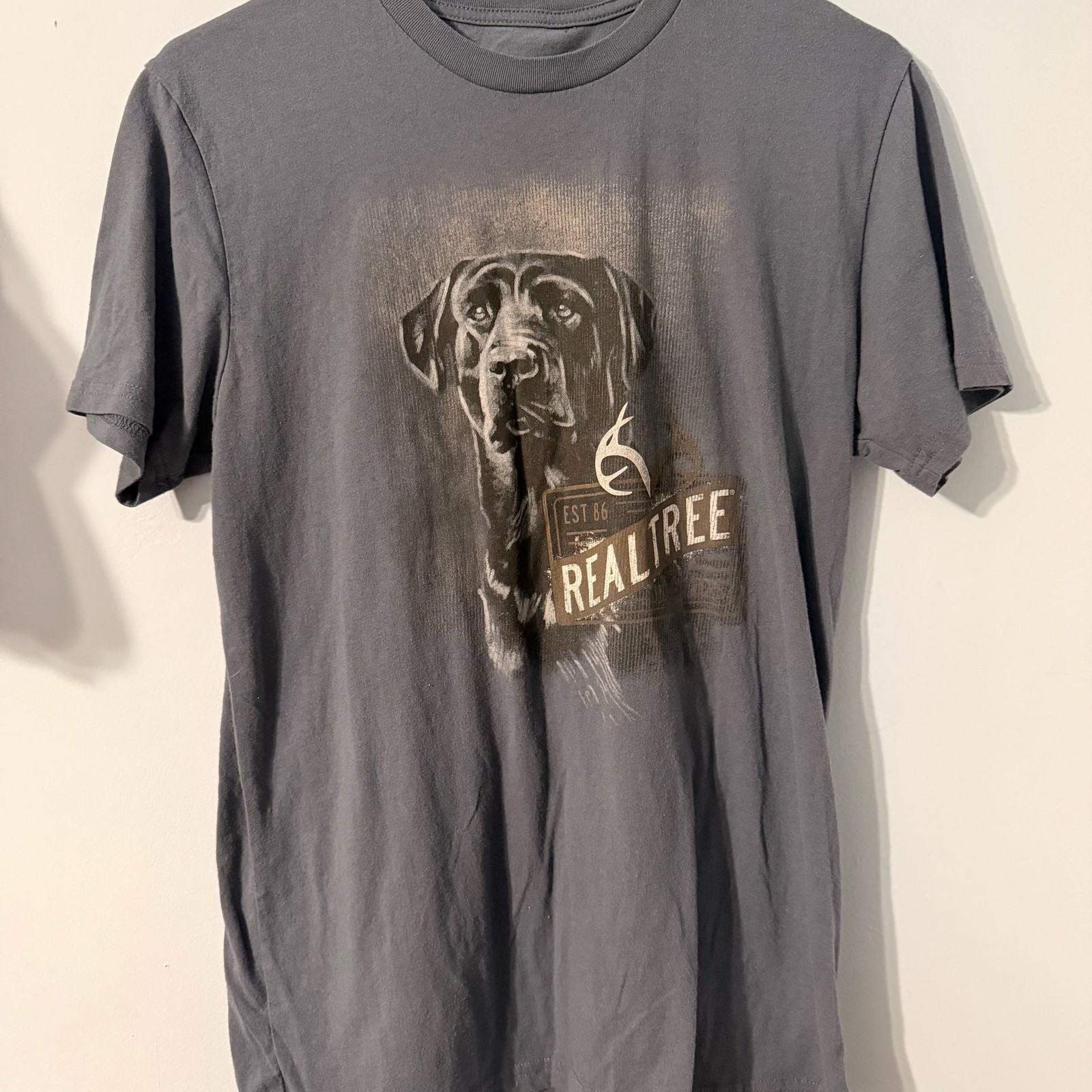 Realtree Labrador Retriever Graphic T-Shirt