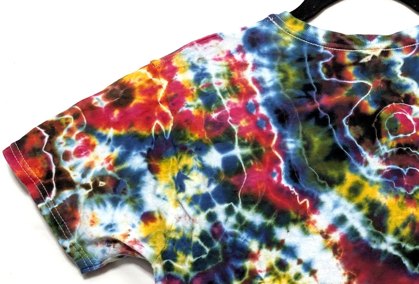 Handmade Tie Dye Rainbow Multicolor Geode Pattern Small Shirt 17″ W X 24.5″ L