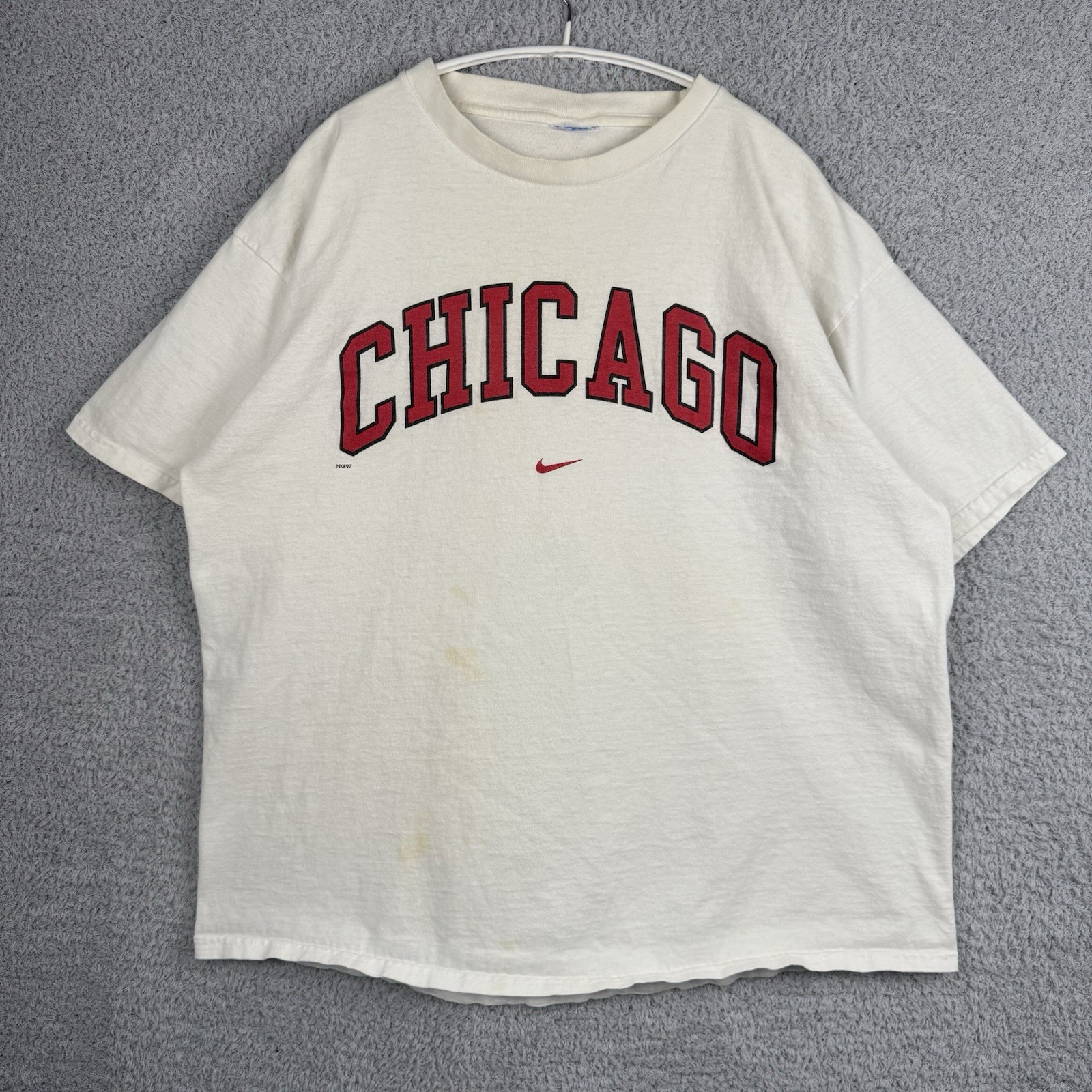 VTG 97 Nike Shirt Mens XL White Chicago Center Swoosh Crewneck Short Sleeve Tee