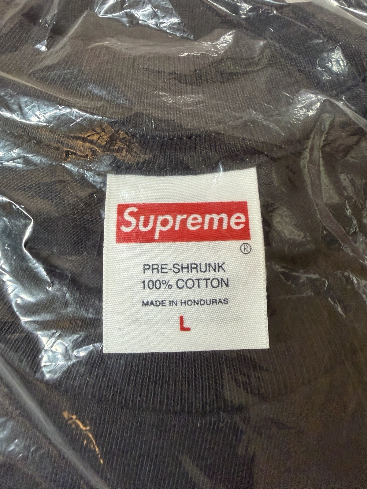 🔥Supreme Box Logo Tee Arabic – Large – Fast Free Shipping🔥