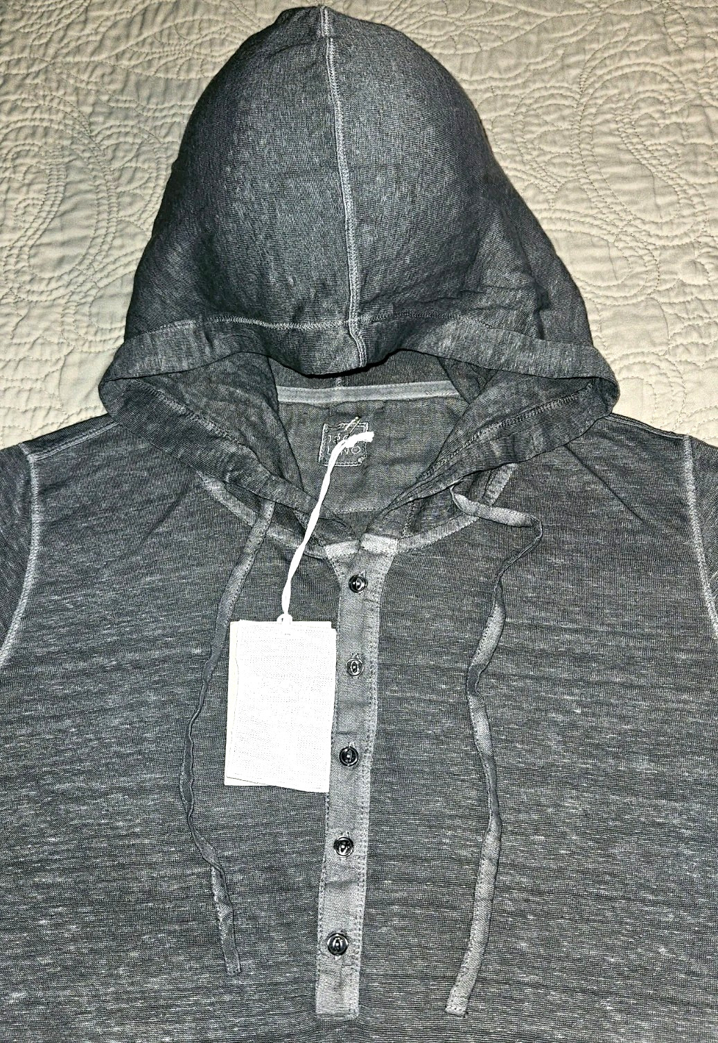 NEW by 120% LINO-ITALY, MEN’S SMALL, HOODED🆒️T-SHIRT WITH BUTTONS, MSRP $365.00