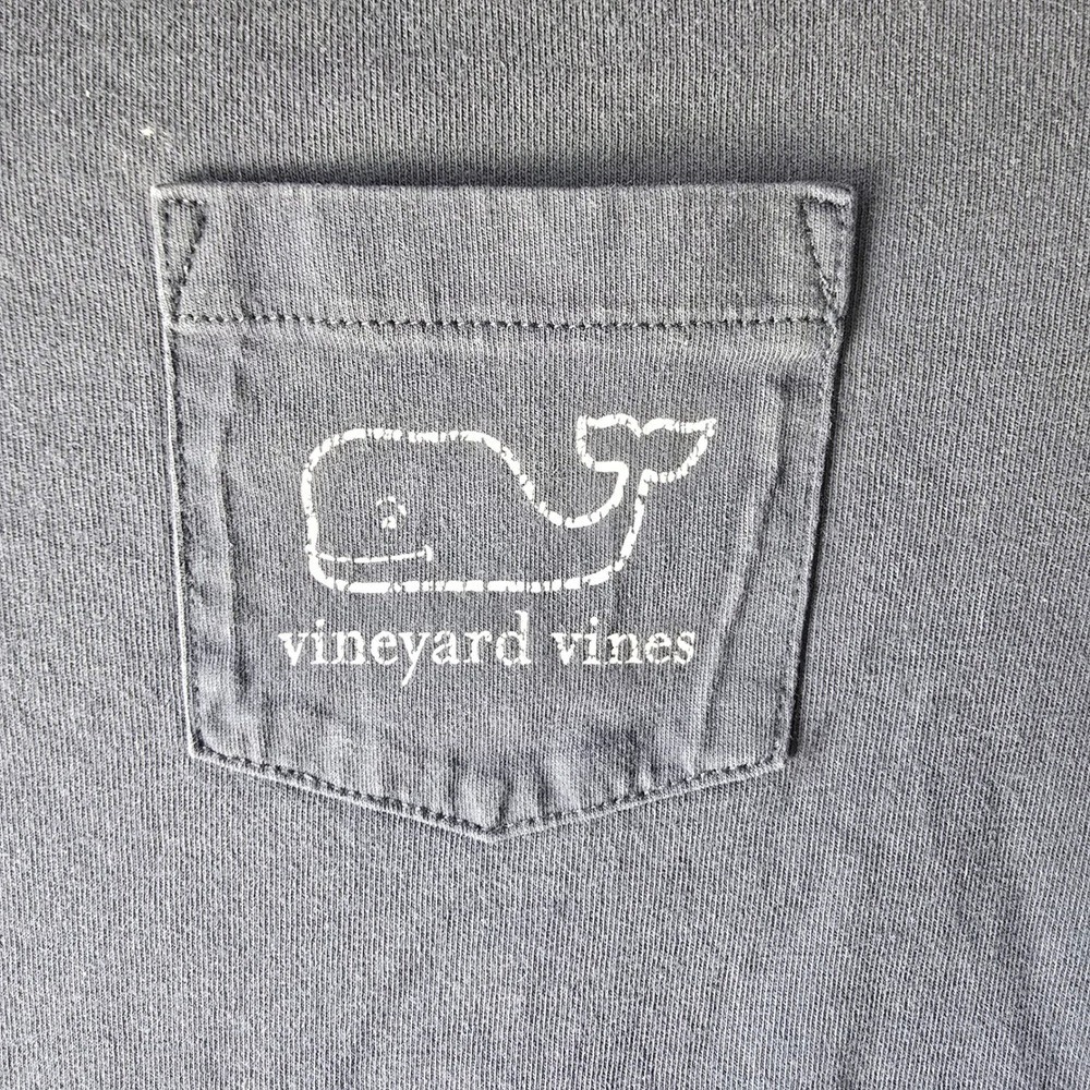 Vineyard Vines Long Sleeve Whale Graphic Tee Shirt Casual Top Size M