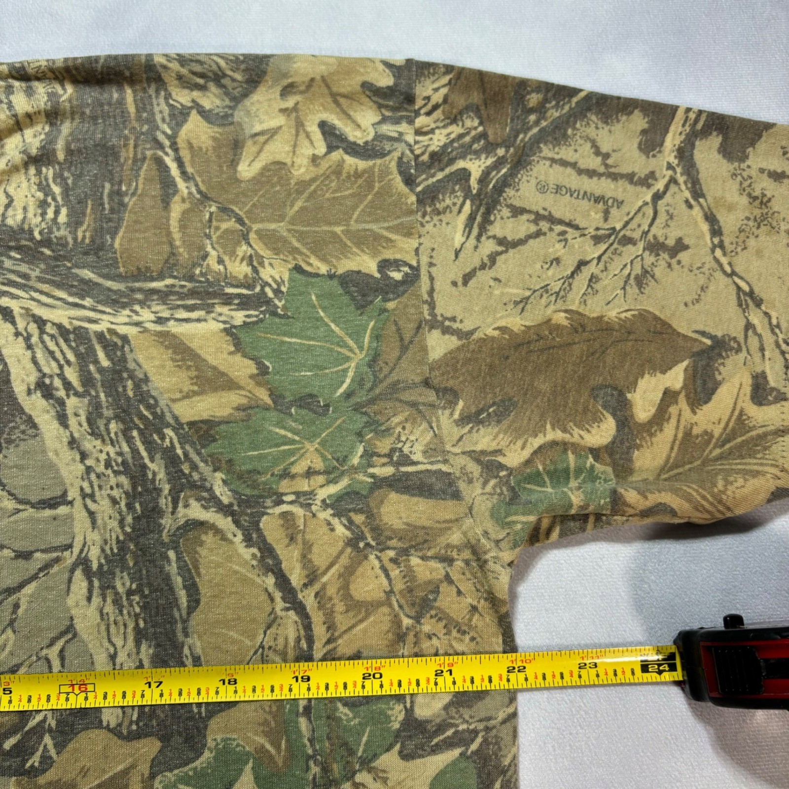 Vintage 90’s Advantage Camo Pocket T-Shirt Mens L Single Stitch Hunting Outdoor