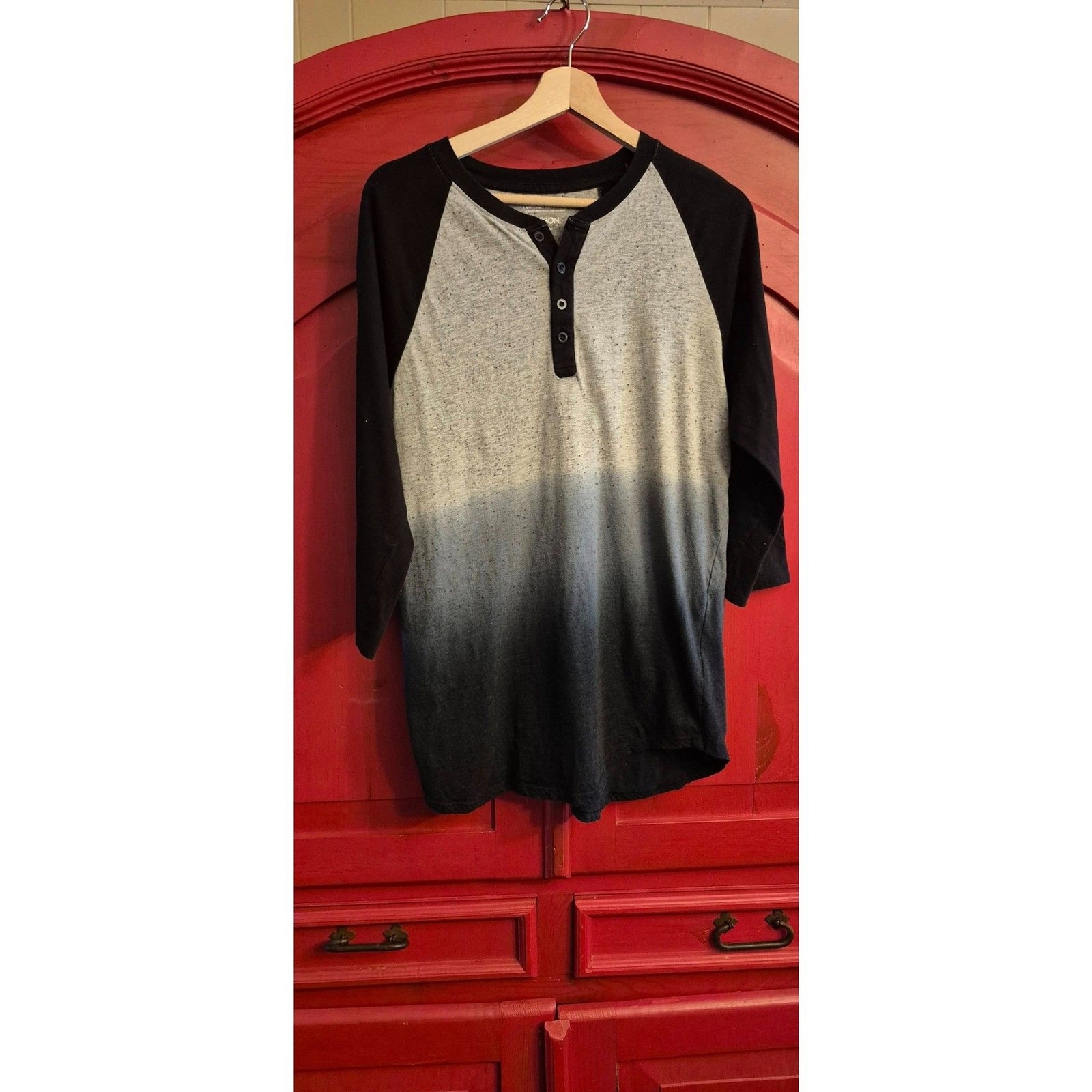 Carbon Longer Length Medium Jersey Grey to Blue Ombre Sharp Casual Dressy Shirt