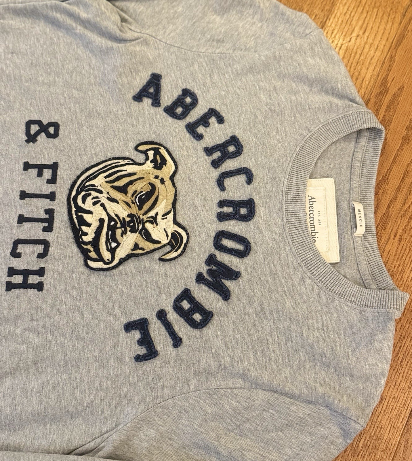 Vtg Abercrombie & Fitch Athletics Bulldog Muscle T-shirt L Grey Xtra Long Sleeve