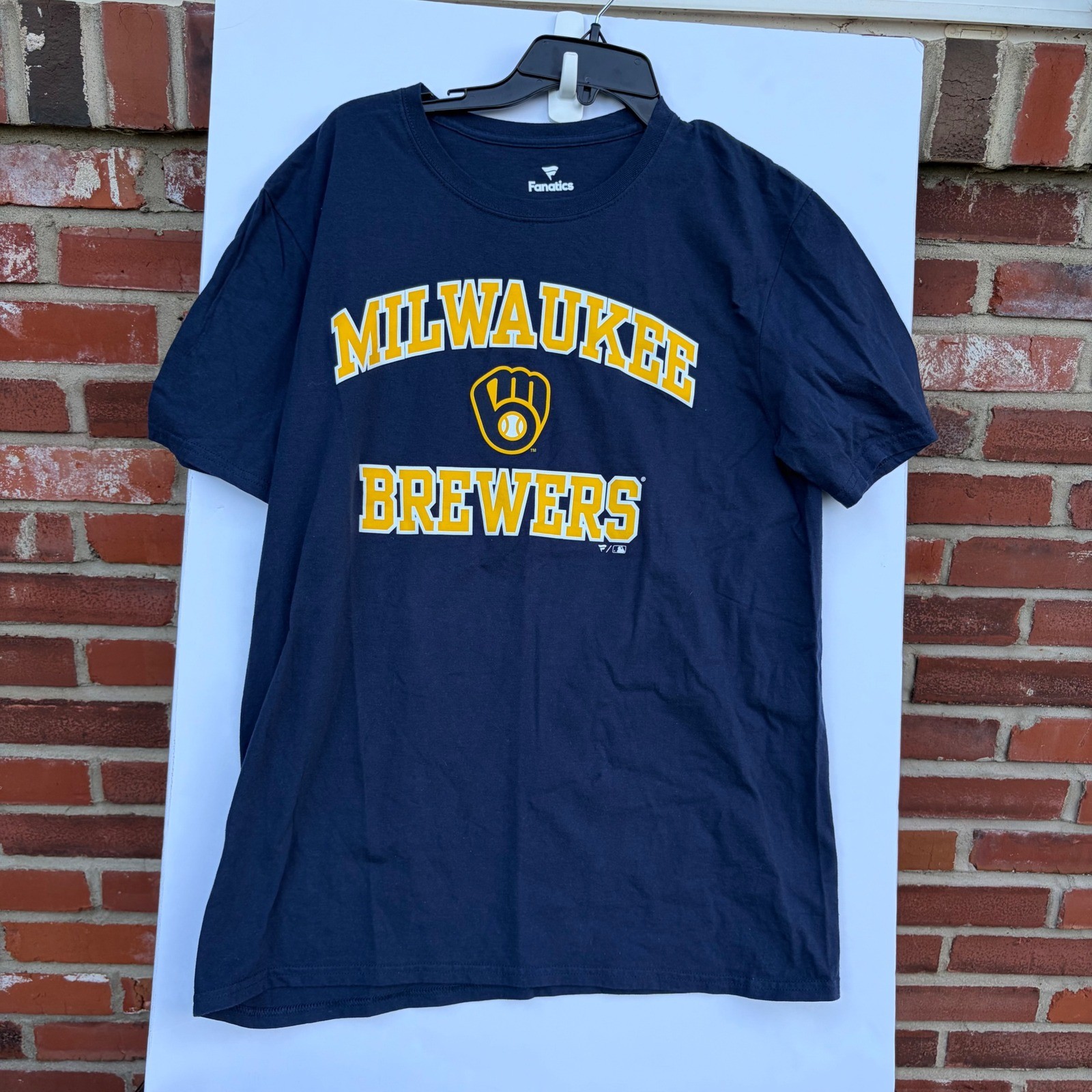 Fanatics Milwaukee Brewers MLB Mens Navy Blue Graphic T-Shirt Size Large L