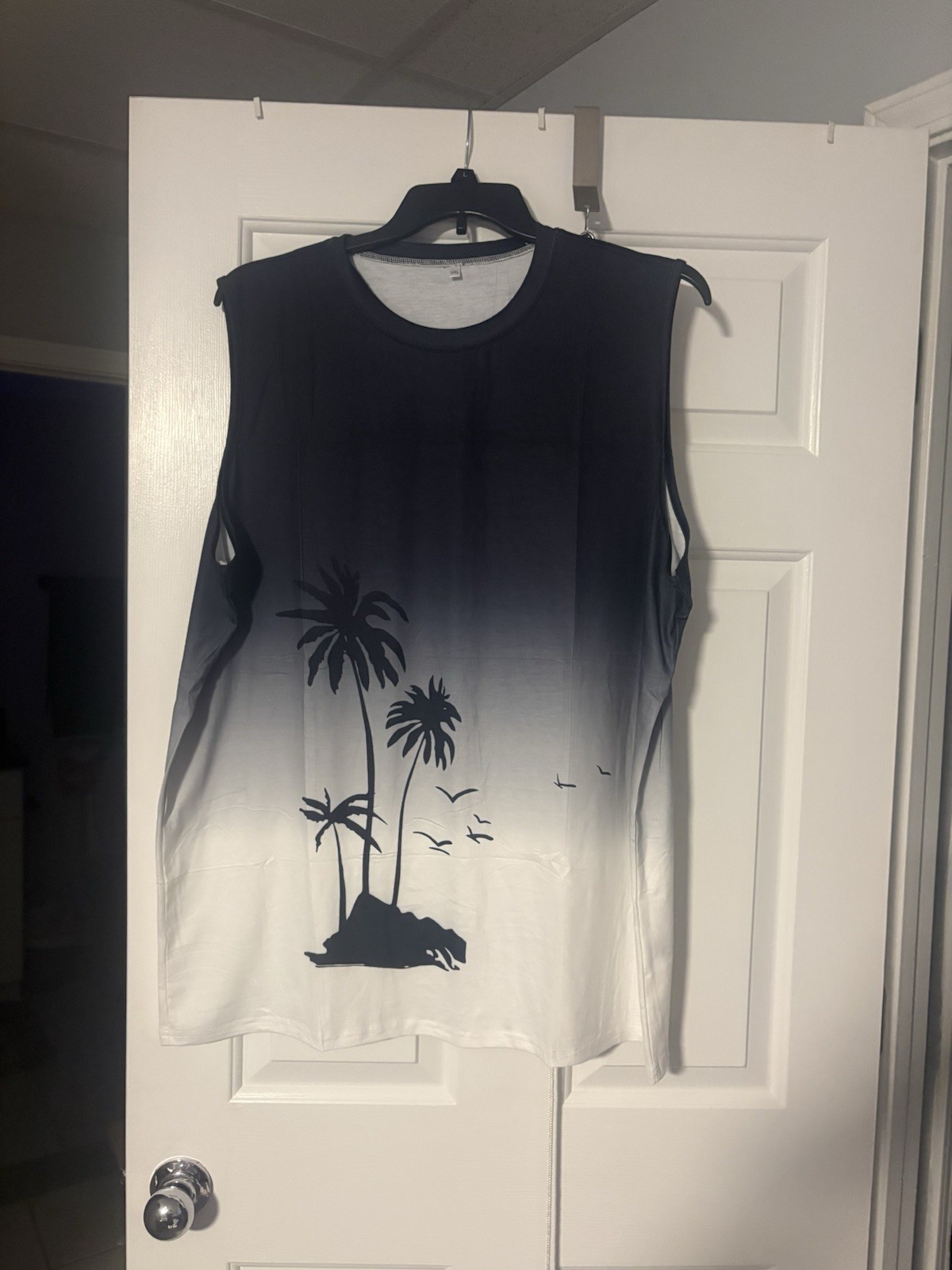 Men’s Black/White Ombre Palm Tree Graphic Tank T-Shirt, Crew Neck, Size 2XL