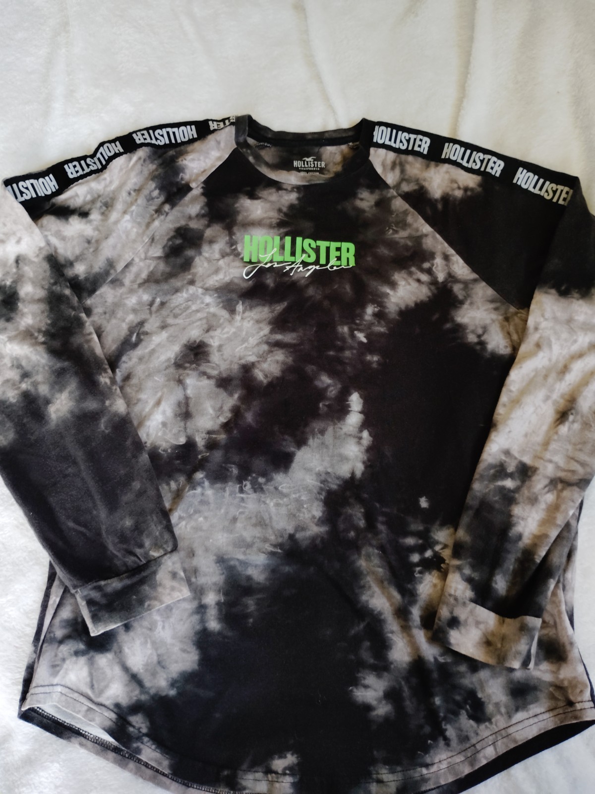 Hollister Los Angeles Men’s Long Sleeve Tye Dye Graphic T-Shirt Curved Hem Sz L
