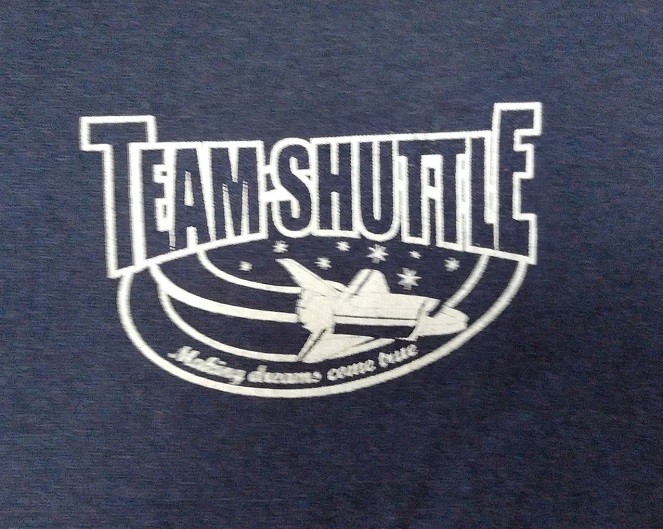 TEAM SHUTTLE MAKING DREAMS COME TRUE NASA Hanes T-Shirt Men’s MED 2-Sided!