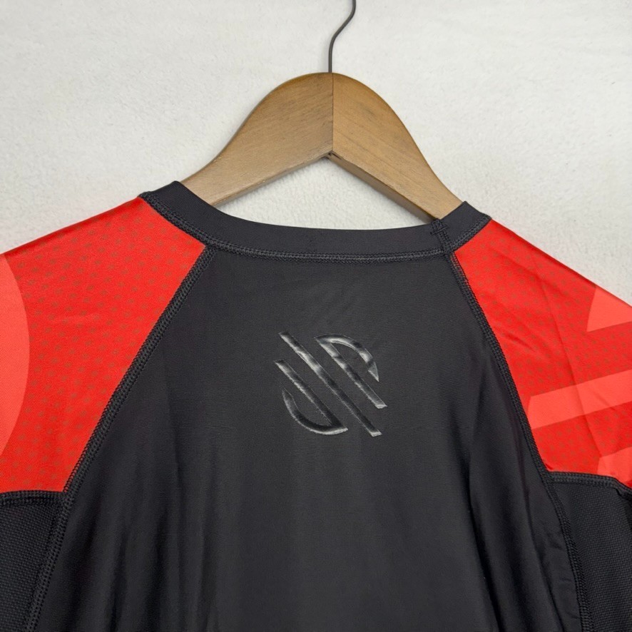 Sanabul Rash Guard Shirt Men’s Medium Black Red Compression Jiu Jitsu MMA Fight