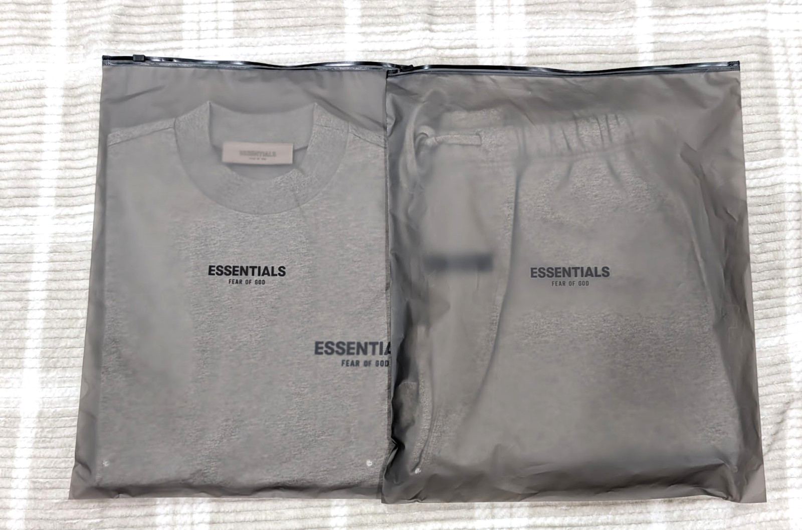 Fear of God Essentials ‘Dark Oatmeal’ Oversized Loose Tee & Short L Size Set