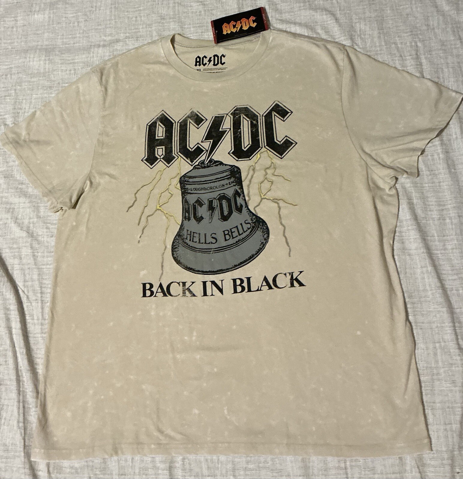 AC/DC Men’s Soft Comfortable Lightweight Crewneck Short Tee NWT Sz L