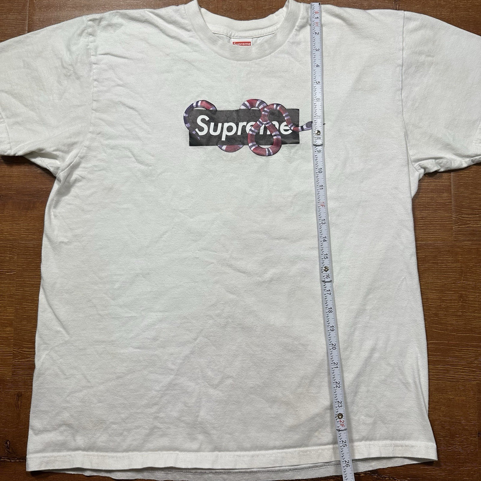 Supreme King Snake T Shirt Mens L White Rare Limited Edition Designer Streetwear