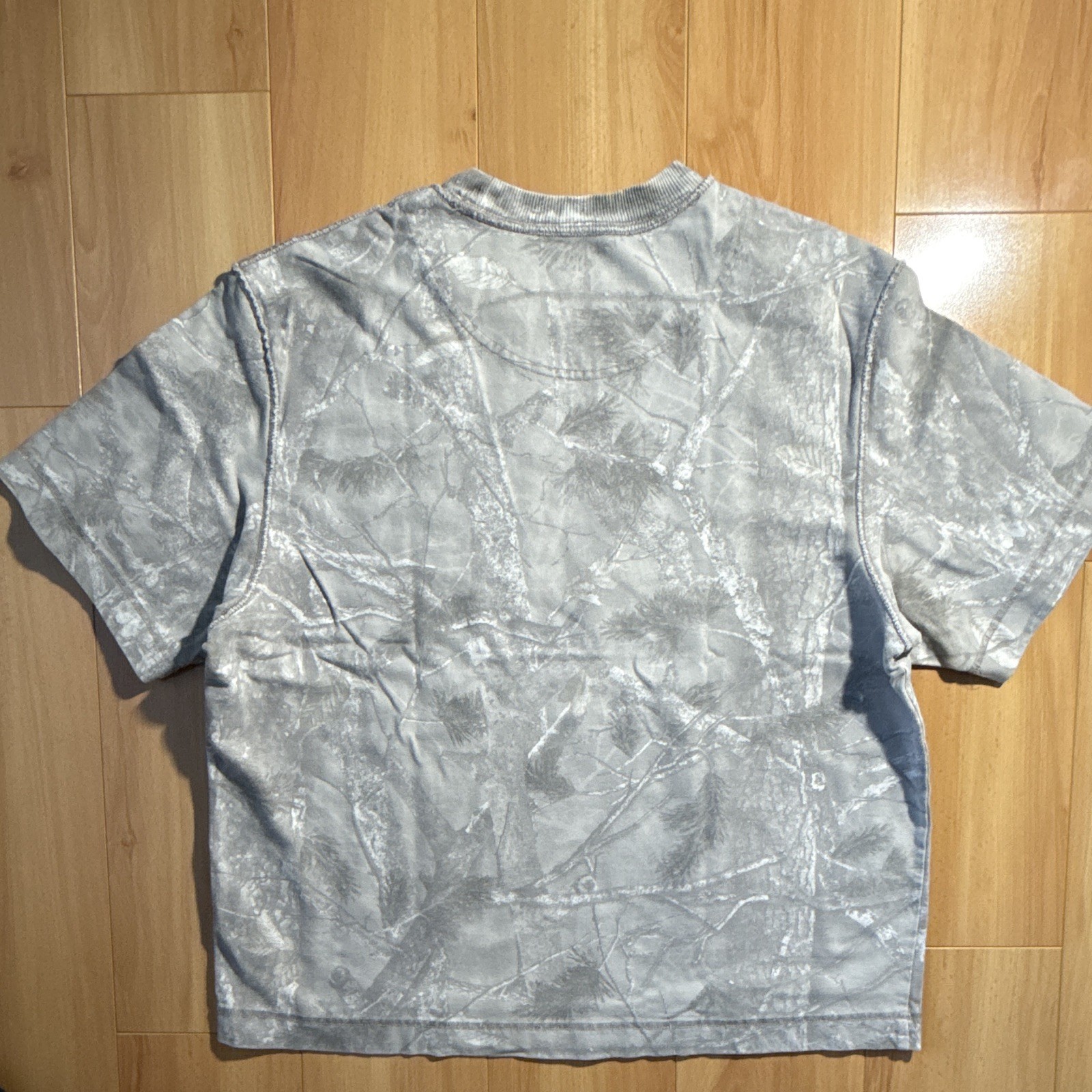 Abercrombie & Fitch Essentials Men’s Gray Tie-Dye Cropped Logo Tee Size S