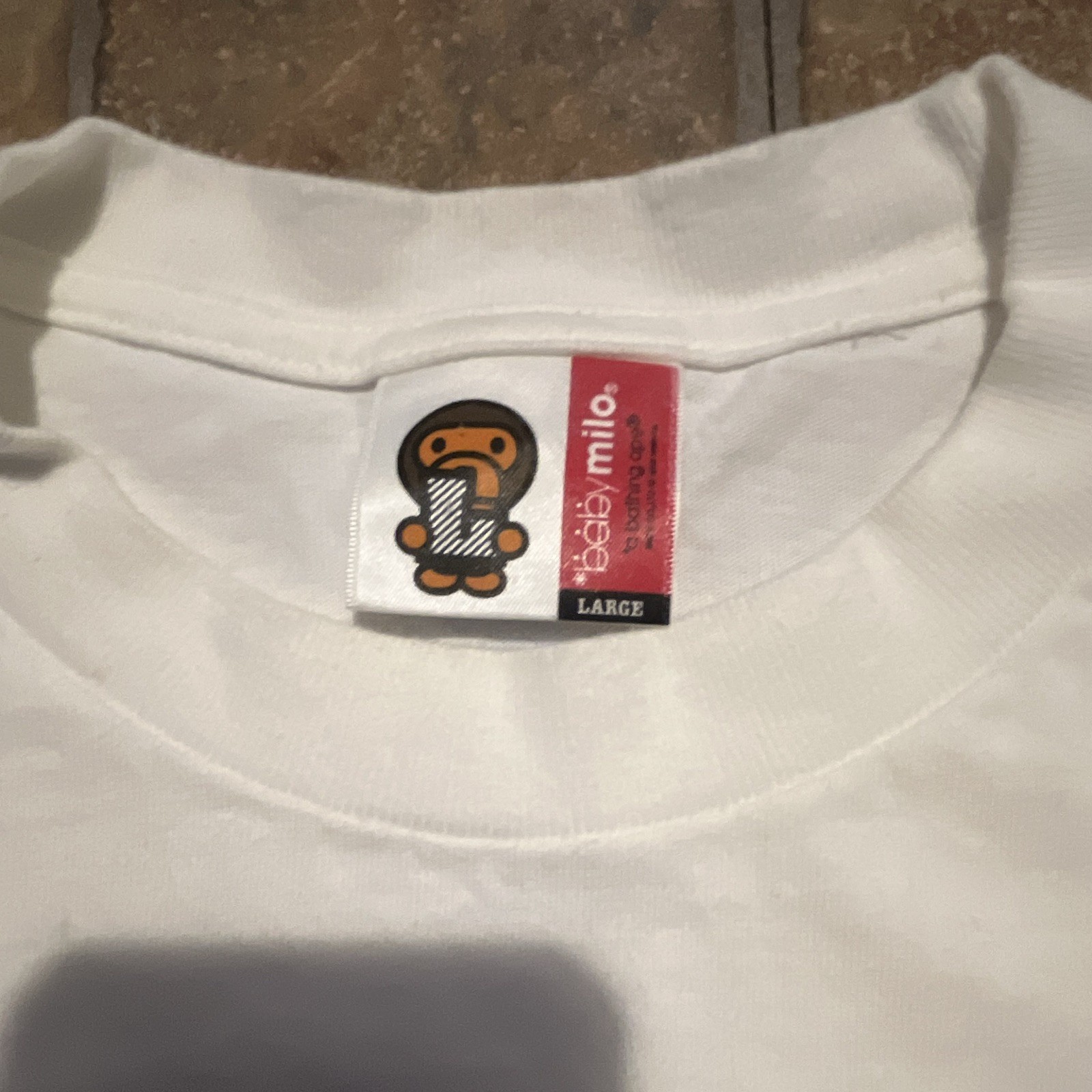 A Bathing Ape BAPE Baby Milo White Logo Graphic Cotton Knit Tee Crew Neck L